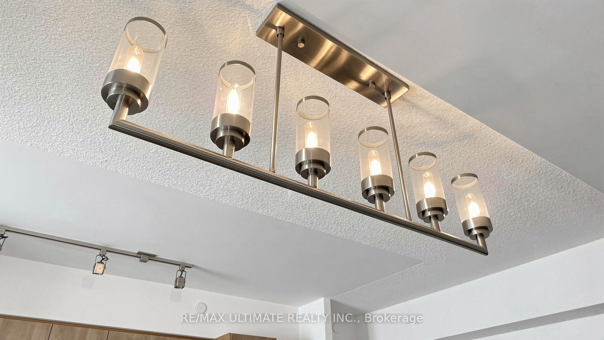 2055 Danforth Avenue 404 Property Photo 15