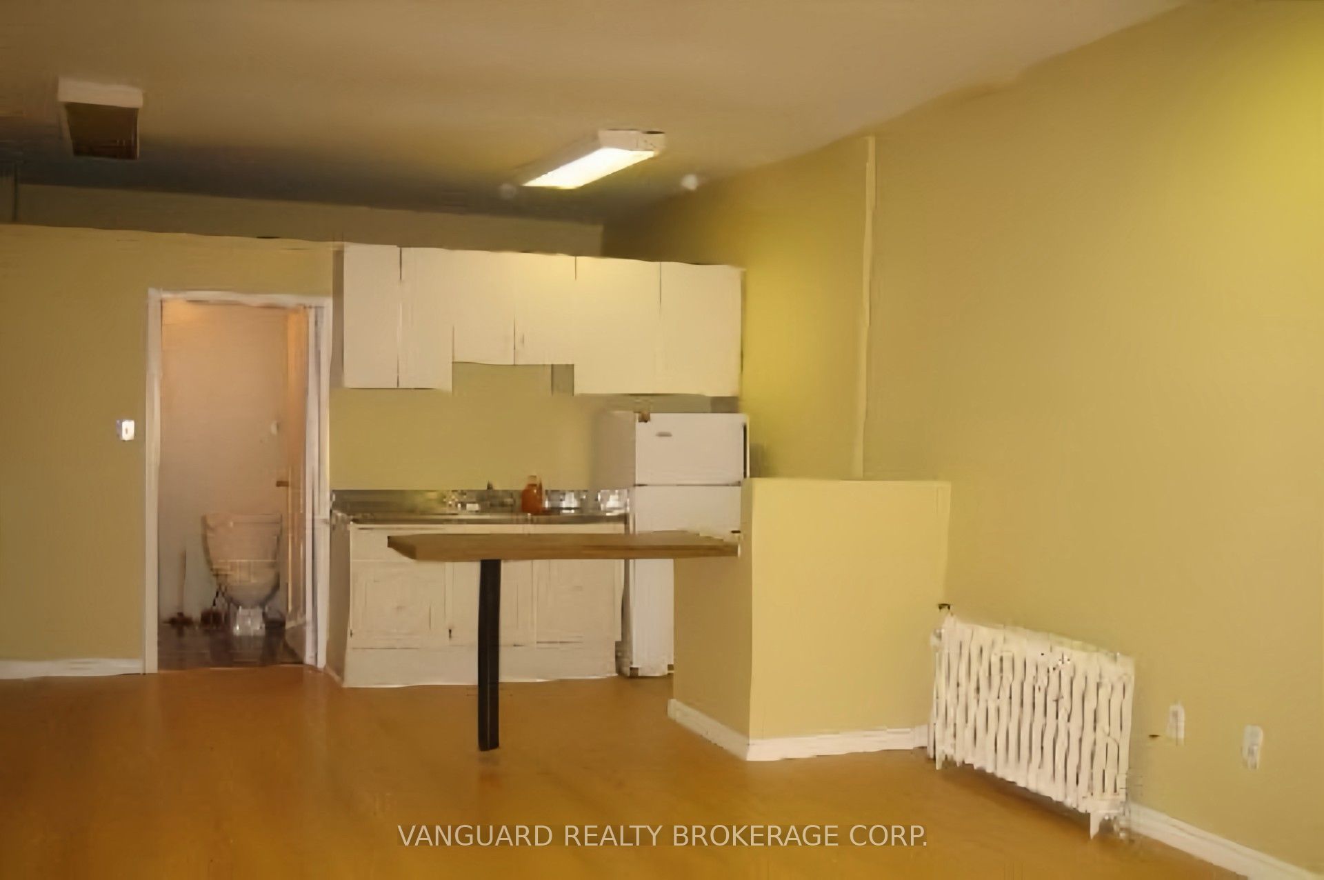 347 & 349 Jones Avenue Property Photo 7