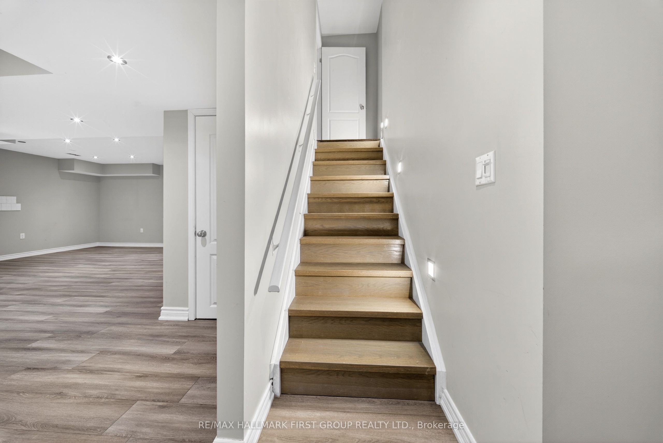 121 Blackwell Crescent Property Photo 33