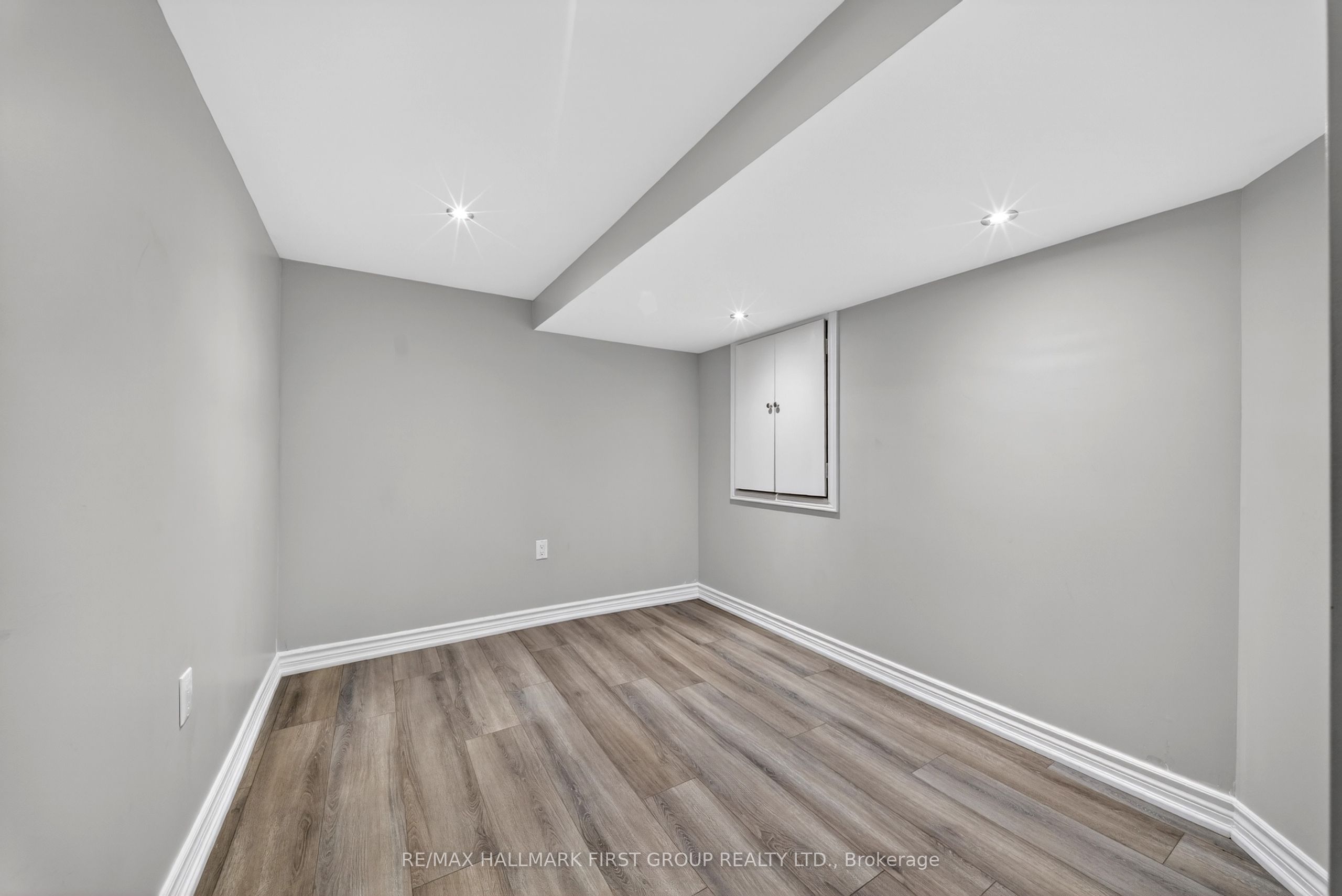 121 Blackwell Crescent Property Photo 38