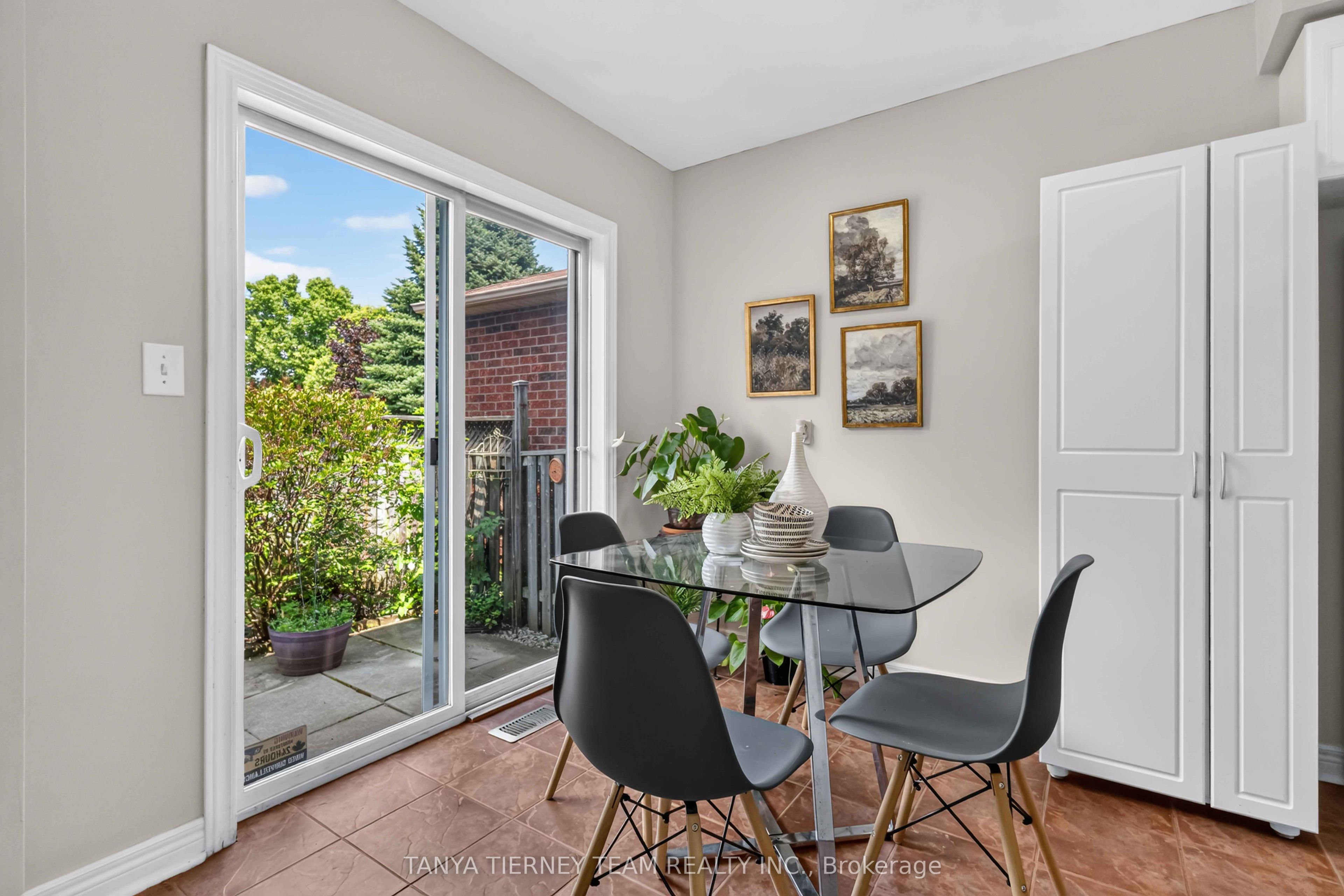 22 Sinden Drive Property Photo 20