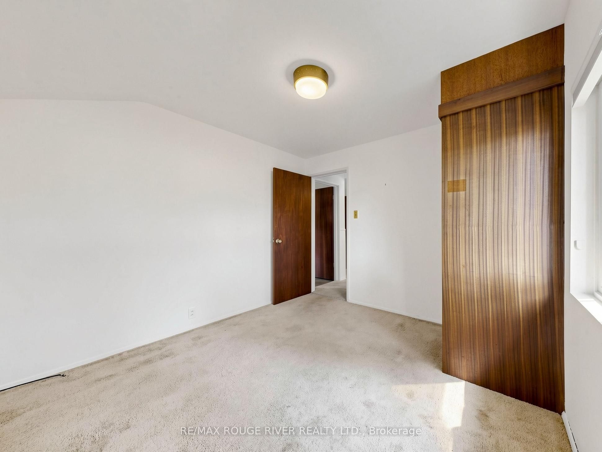 99 Oakley Boulevard Property Photo 21