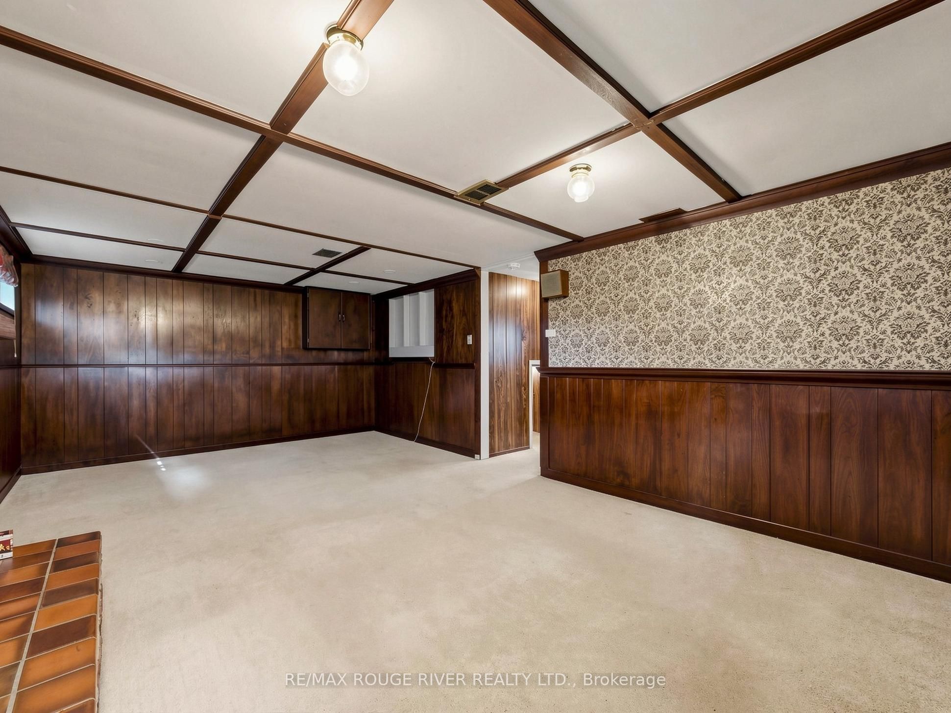 99 Oakley Boulevard Property Photo 28