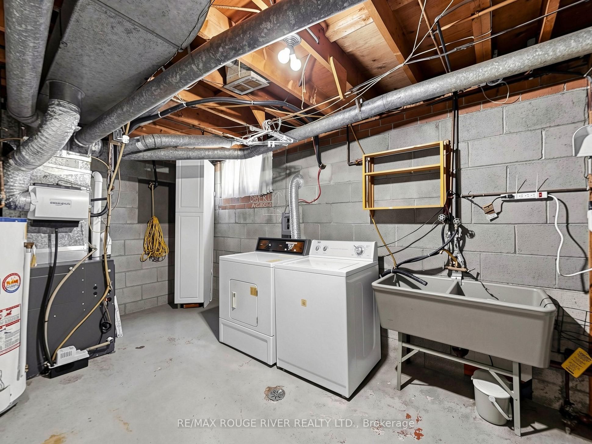 99 Oakley Boulevard Property Photo 30