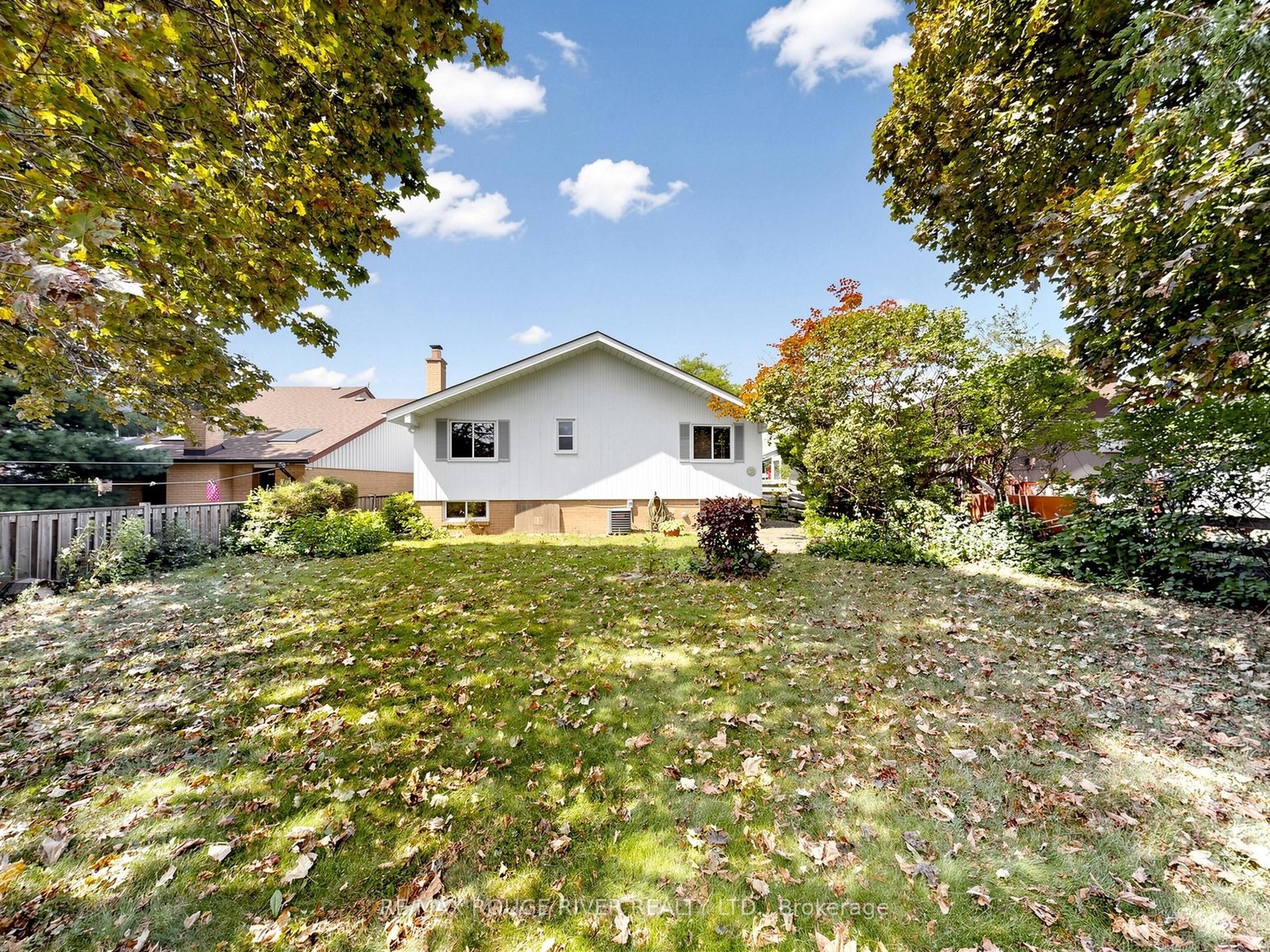 99 Oakley Boulevard Property Photo 35