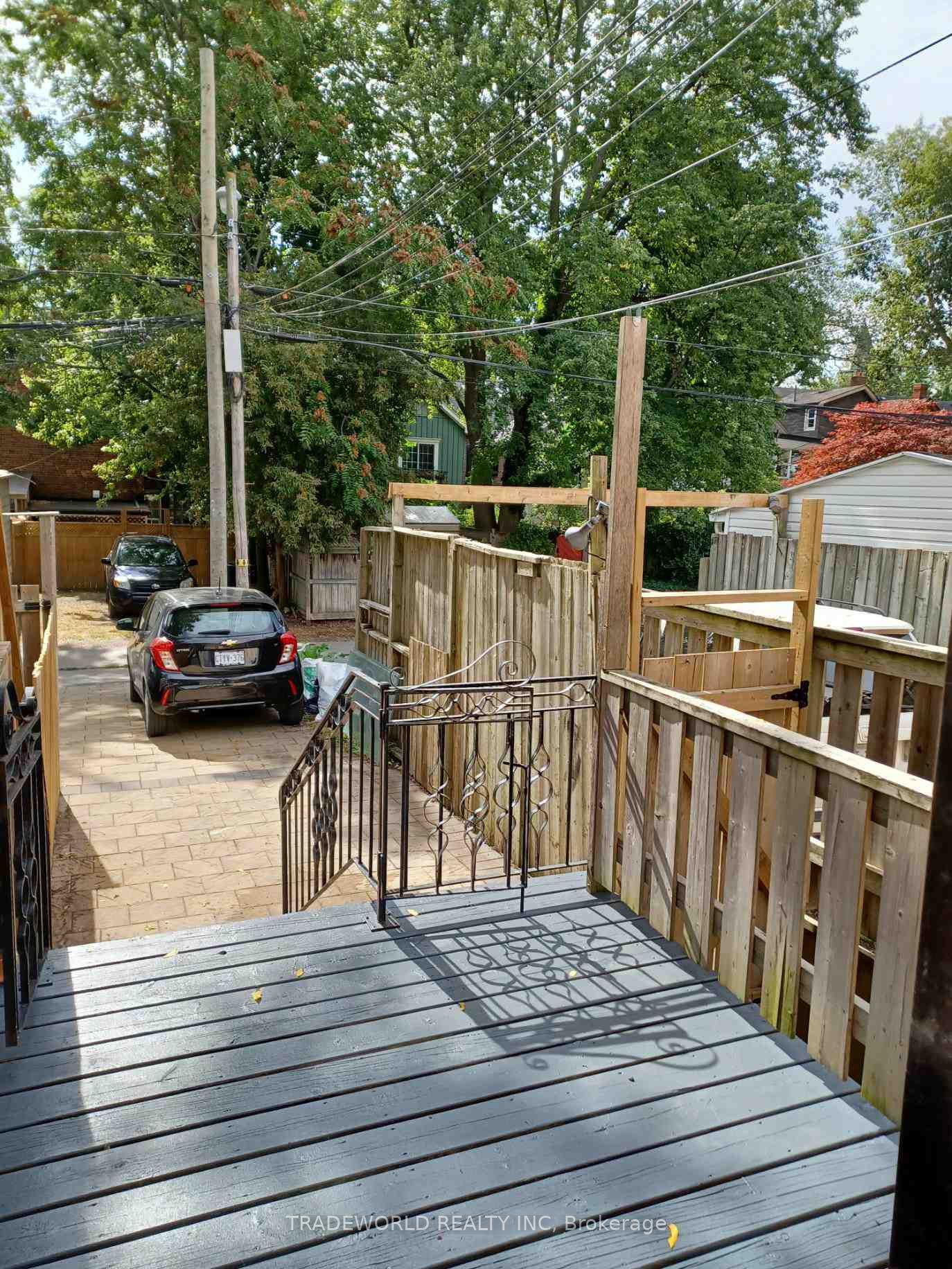 765 Gerrard Street E Main Fl Property Photo 10