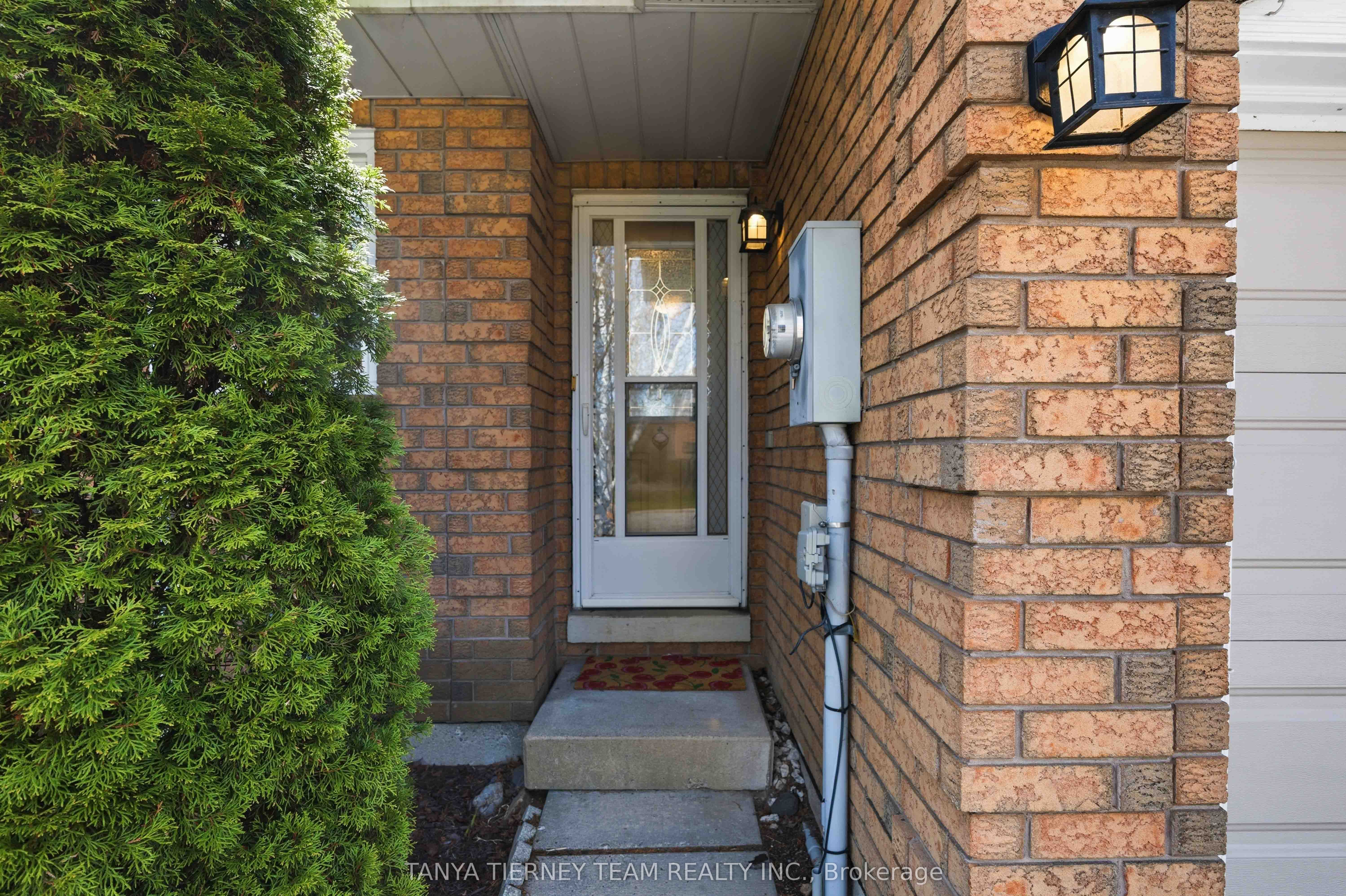 60 Pidduck Street Property Photo 3