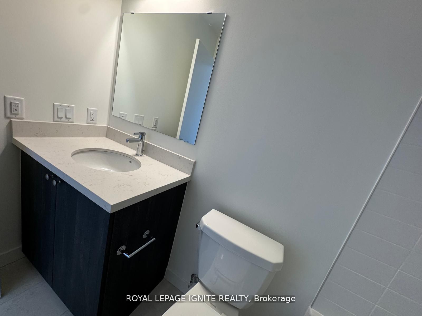 51 Clarington Boulevard 101 Property Photo 15