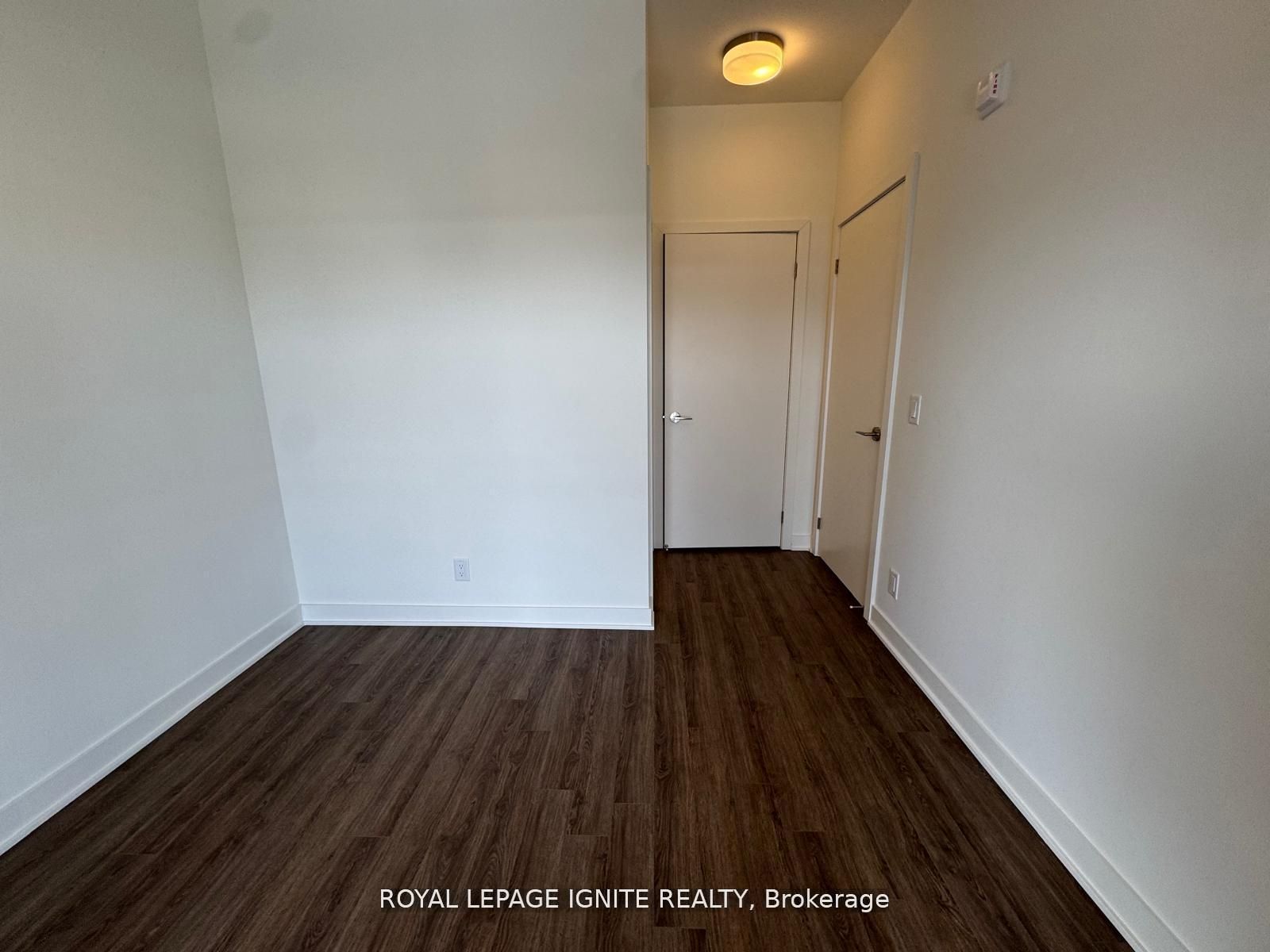 51 Clarington Boulevard 101 Property Photo 17