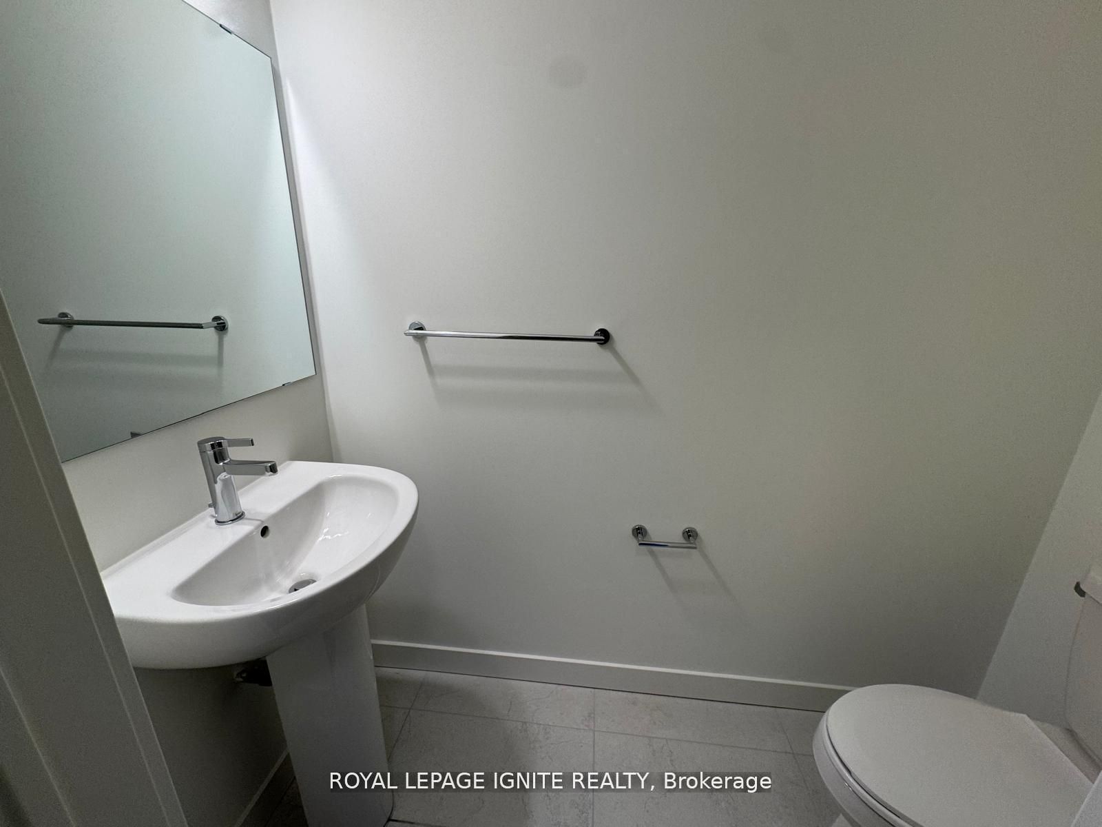 51 Clarington Boulevard 101 Property Photo 26