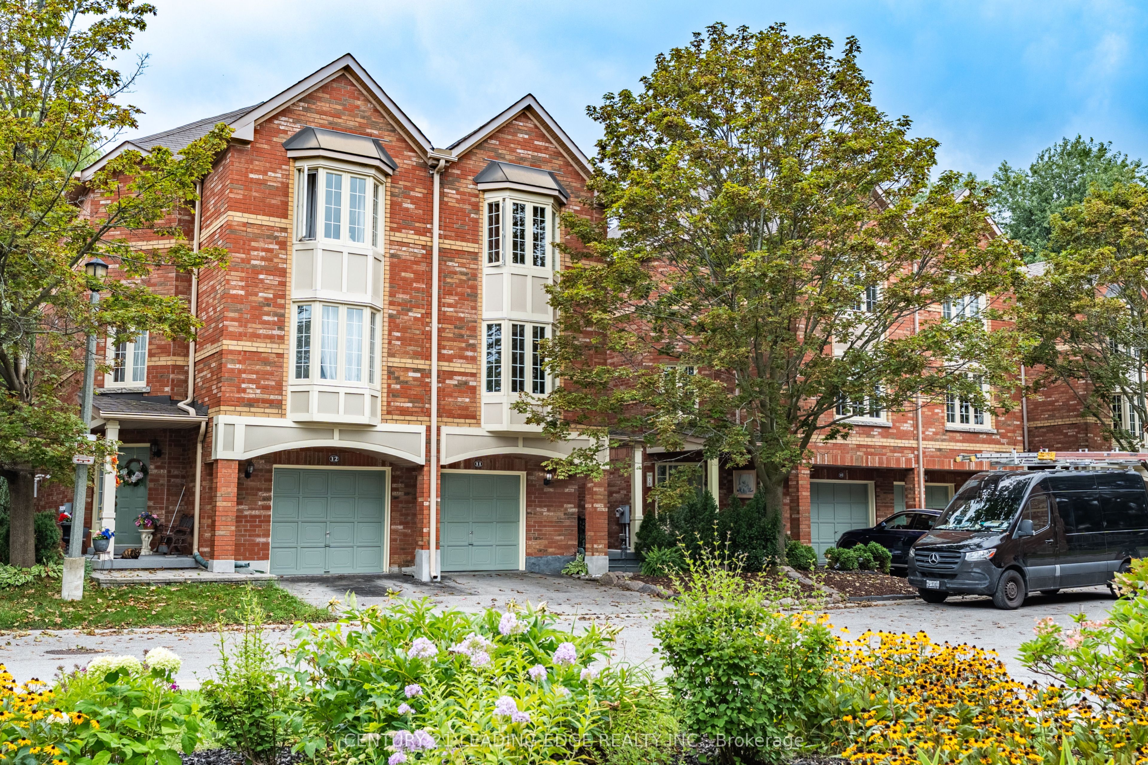 11 Guildpark Pathway Property Photo 1
