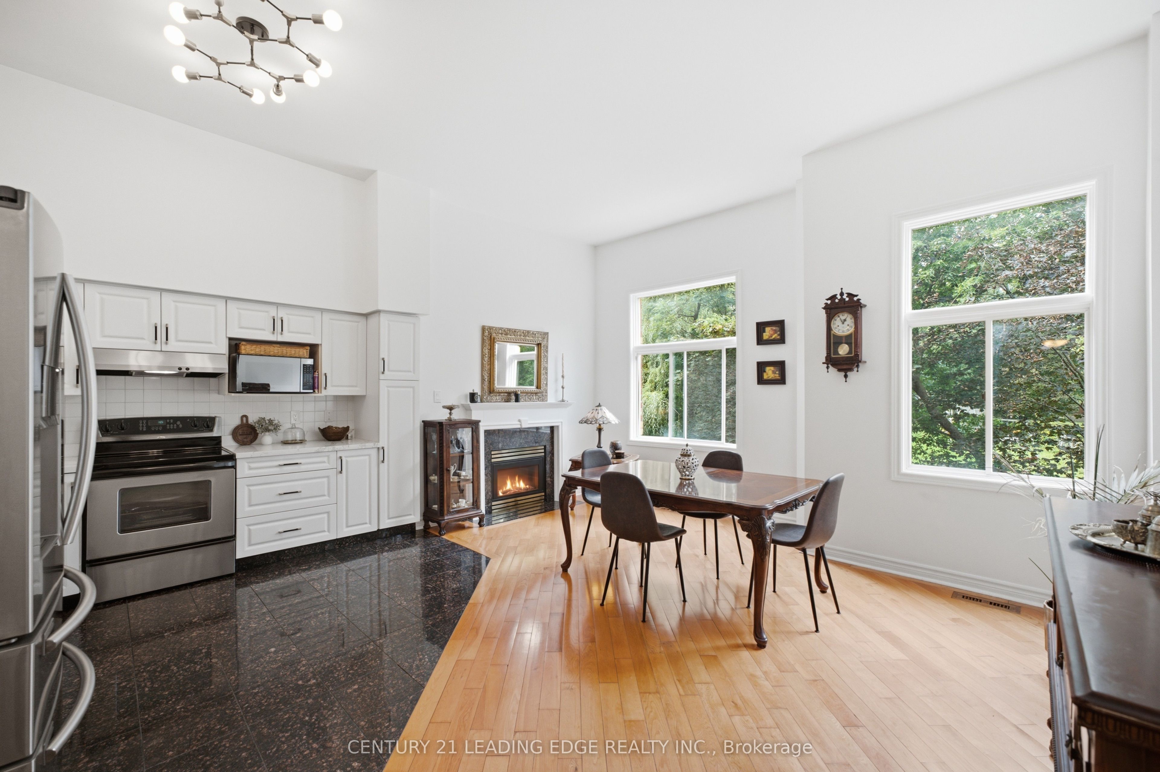 11 Guildpark Pathway Property Photo 9