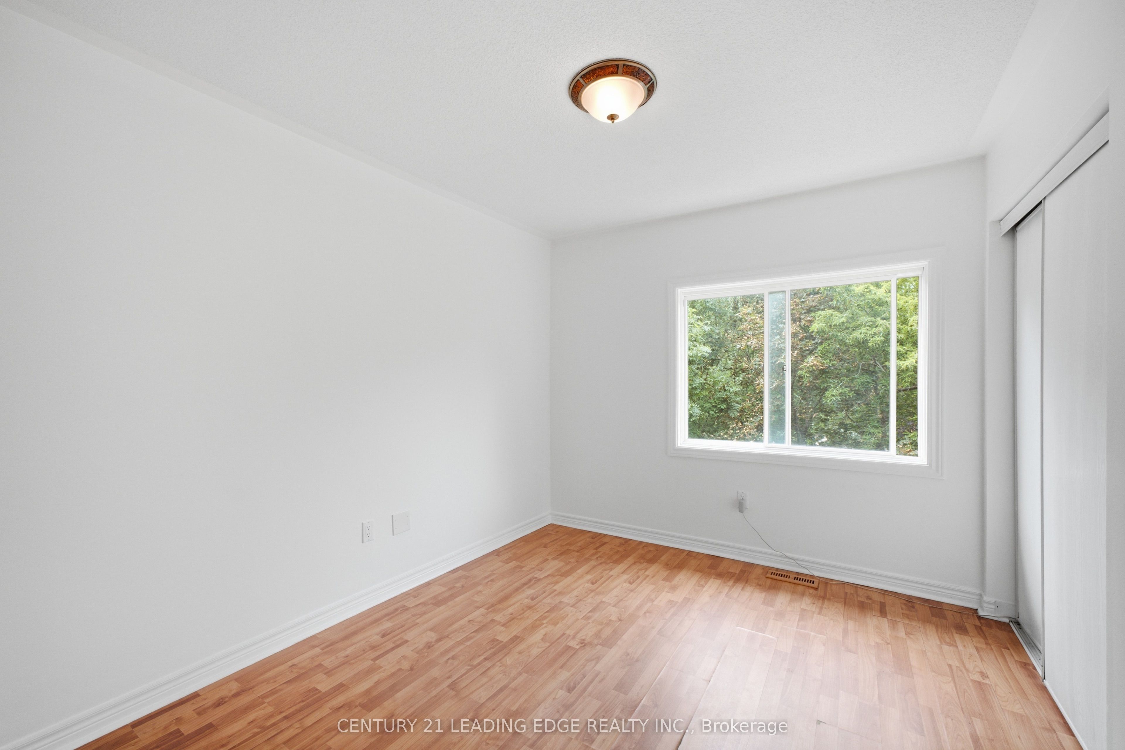 11 Guildpark Pathway Property Photo 19
