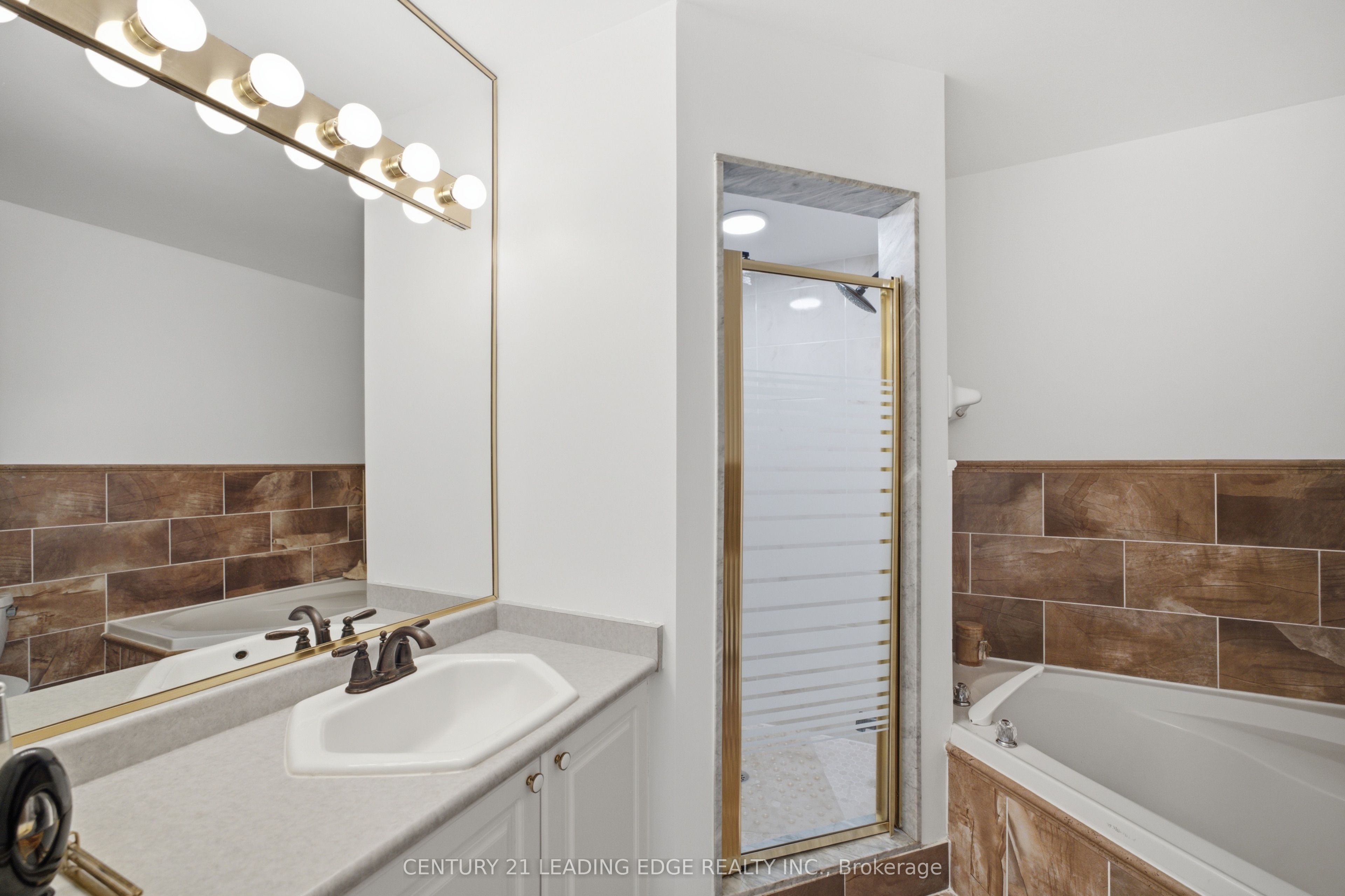 11 Guildpark Pathway Property Photo 25