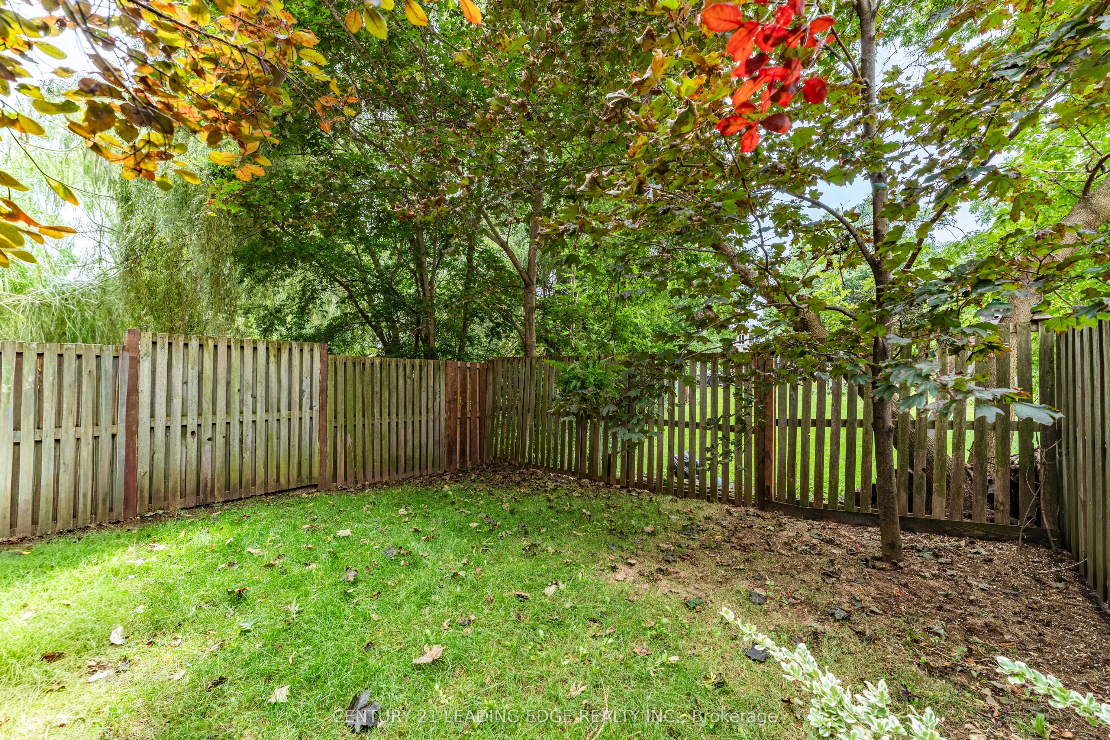 11 Guildpark Pathway Property Photo 30