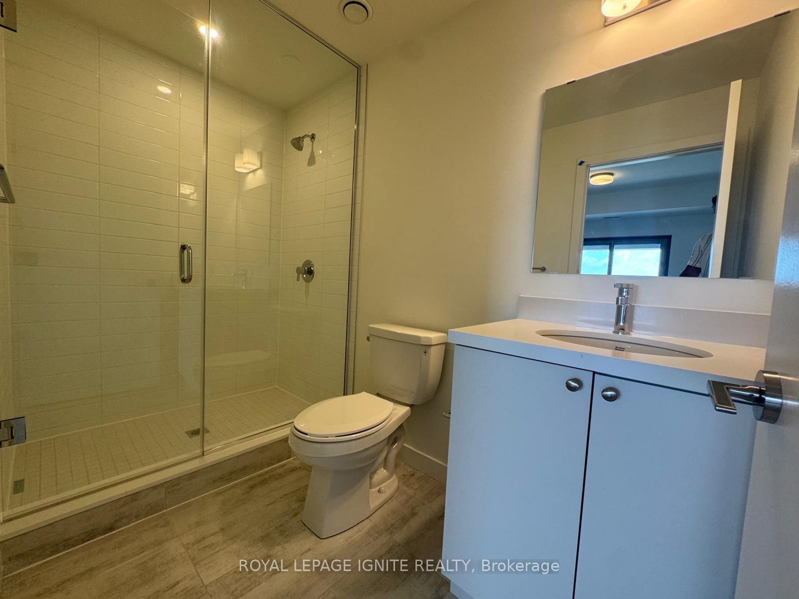 51 Clarington Boulevard 611 Property Photo 13