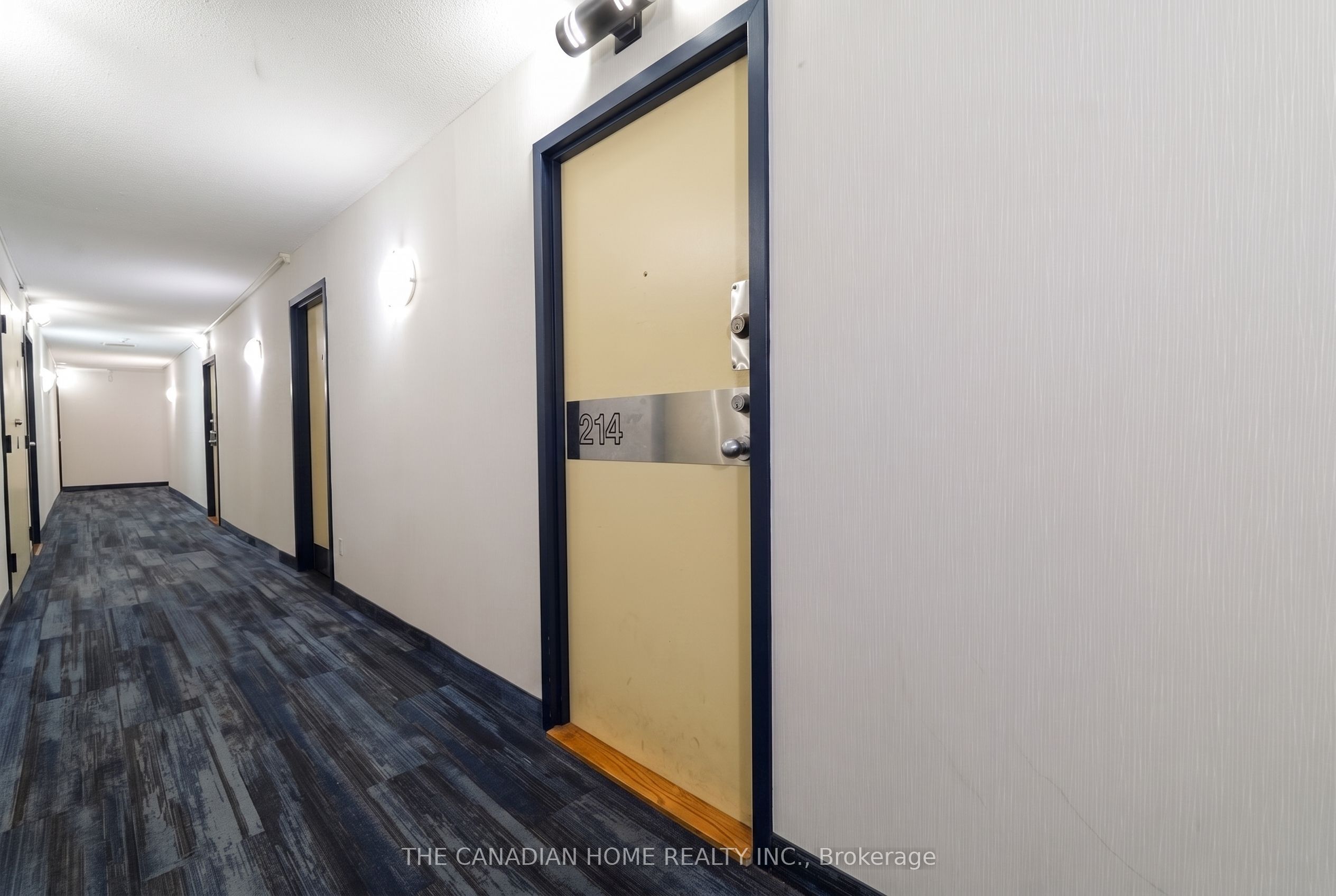2466 Eglinton Avenue E 214 Property Photo 1