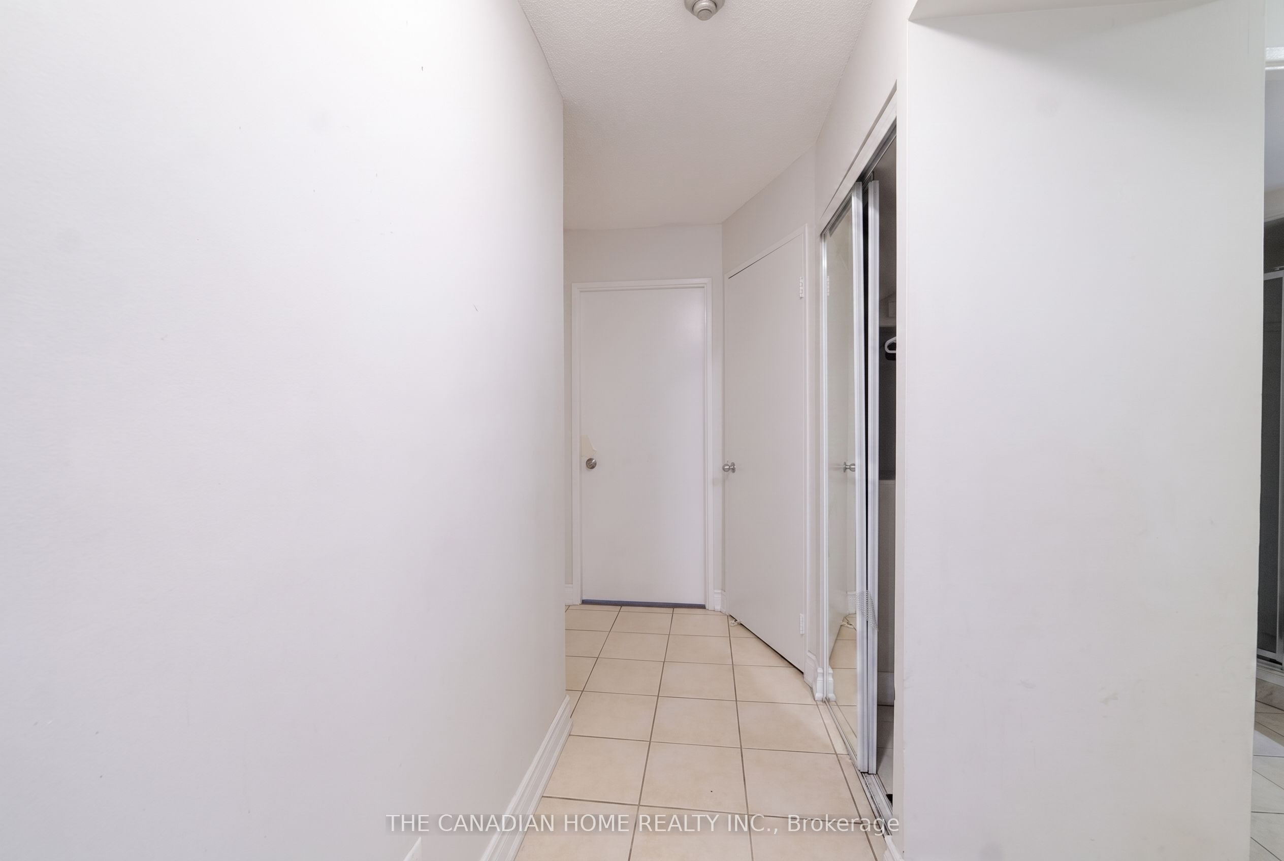 2466 Eglinton Avenue E 214 Property Photo 8