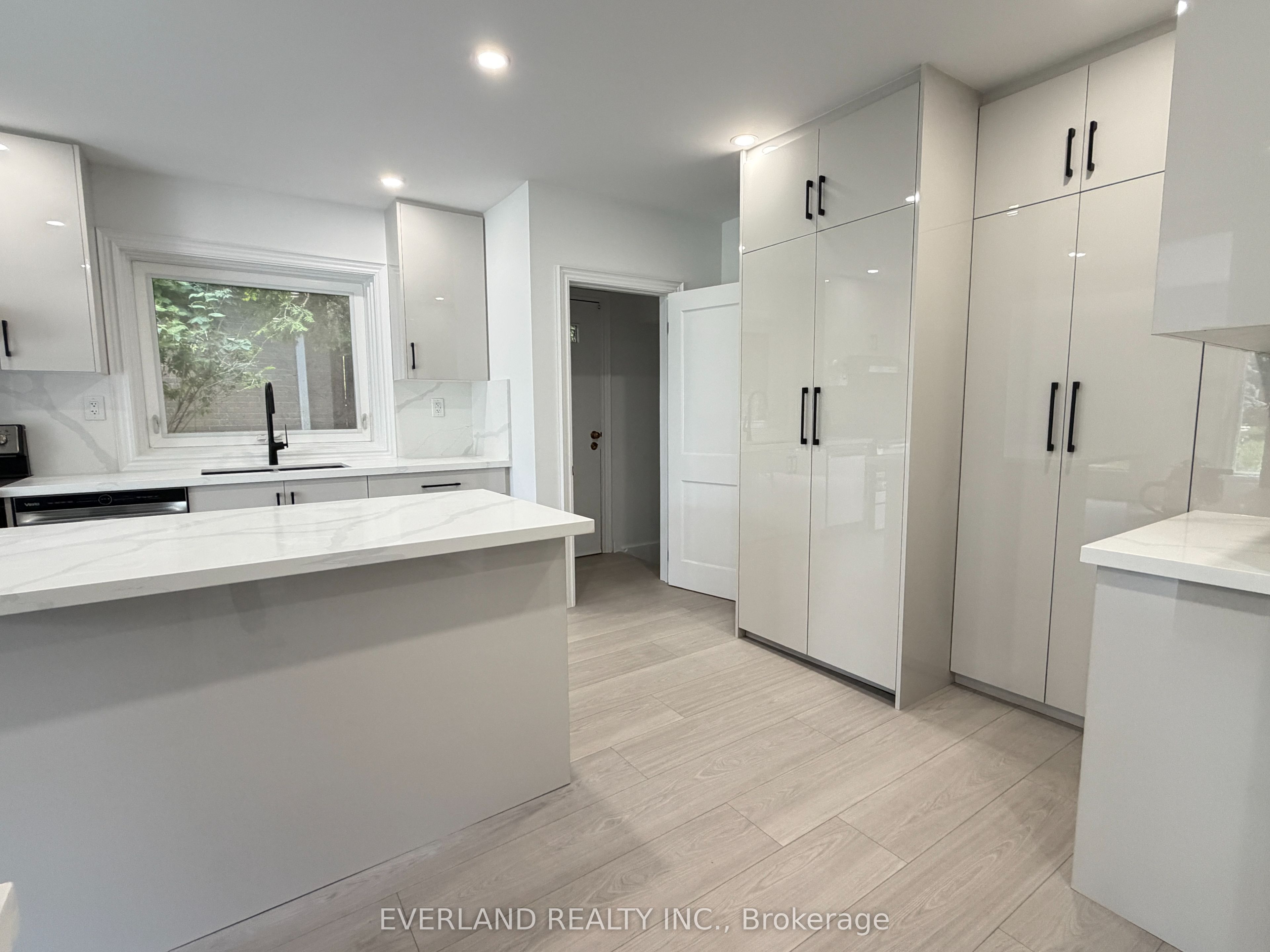 116 Sylvan Avenue Property Photo 9