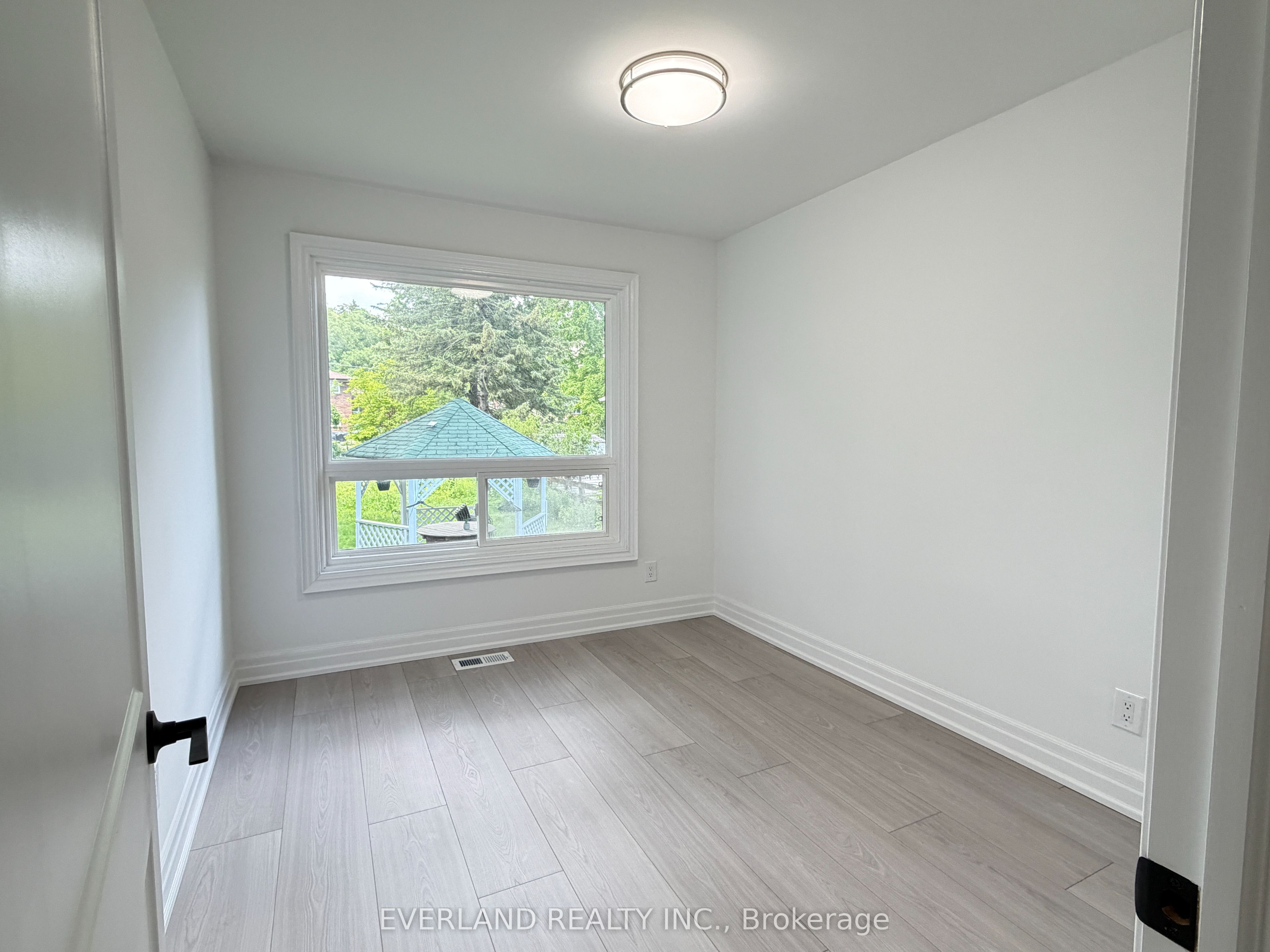 116 Sylvan Avenue Property Photo 19