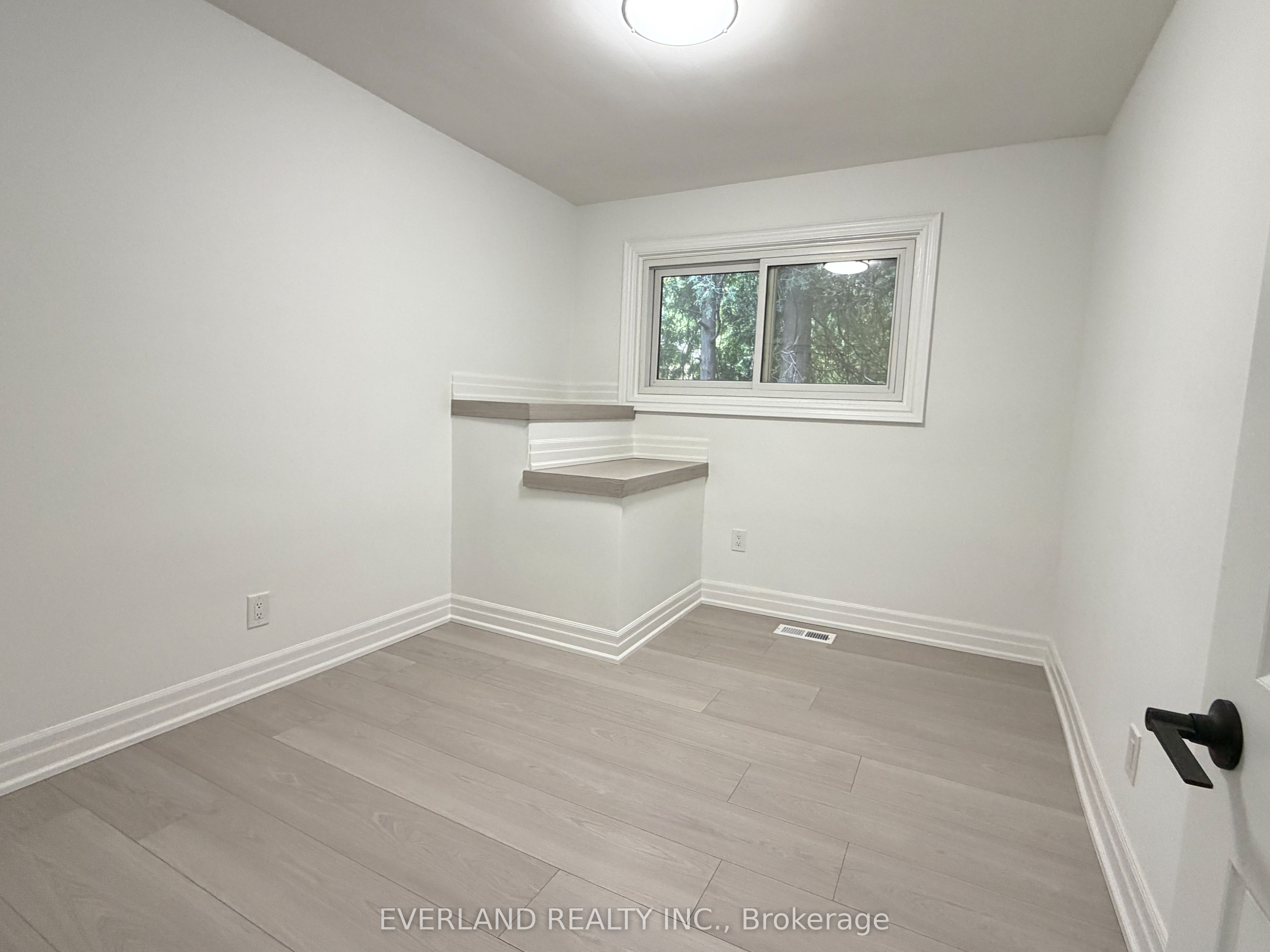 116 Sylvan Avenue Property Photo 26
