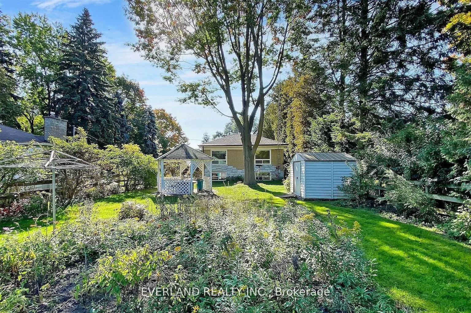 116 Sylvan Avenue Property Photo 37
