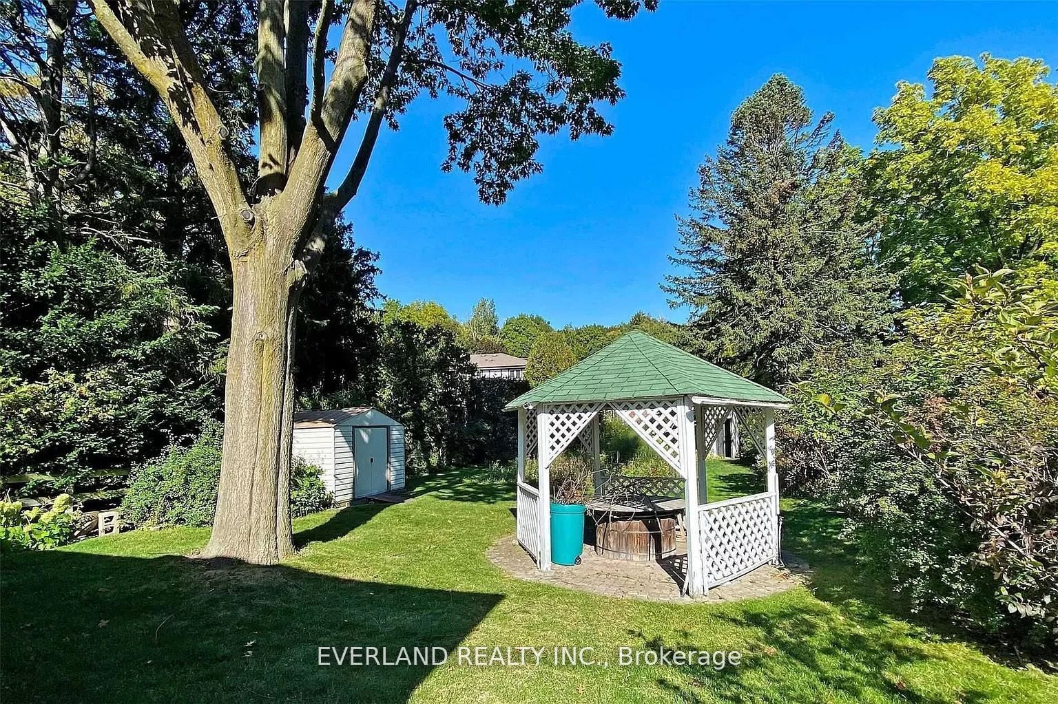 116 Sylvan Avenue Property Photo 38