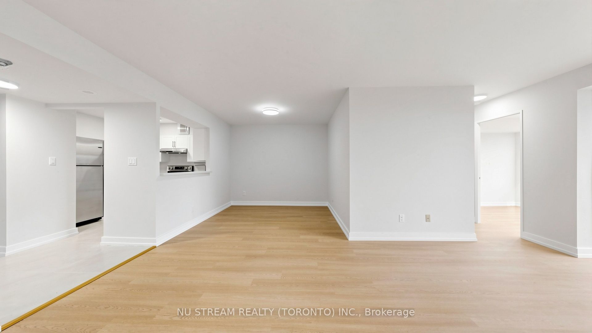175 Bamburgh Circle #1105 Property Photo 15