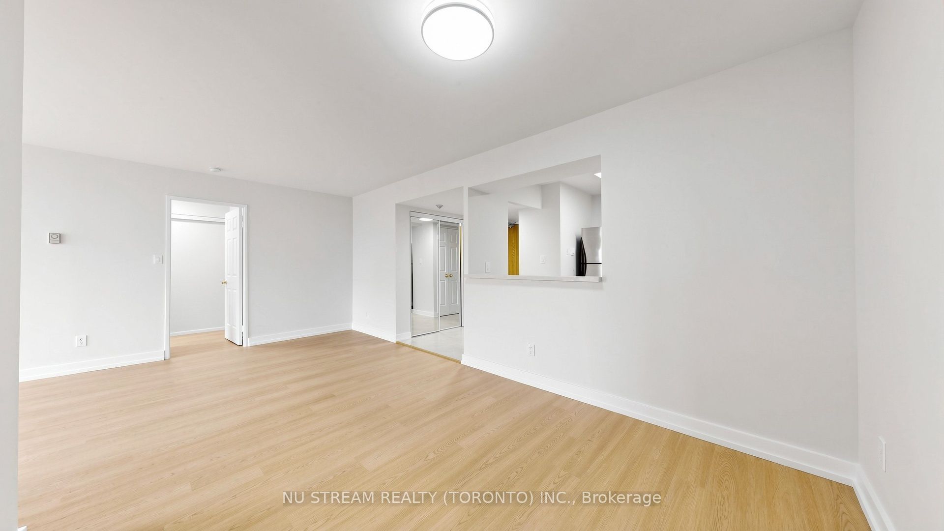 175 Bamburgh Circle #1105 Property Photo 18