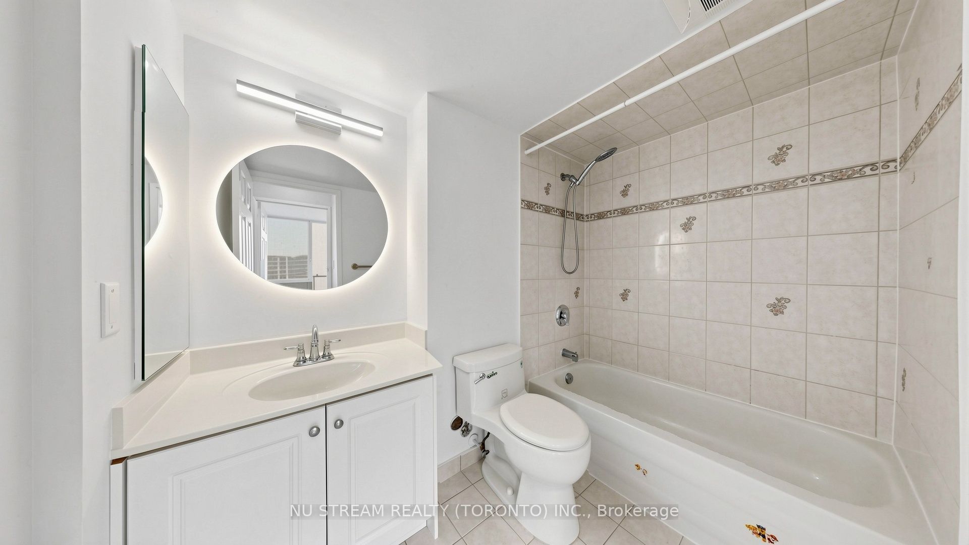 175 Bamburgh Circle #1105 Property Photo 31