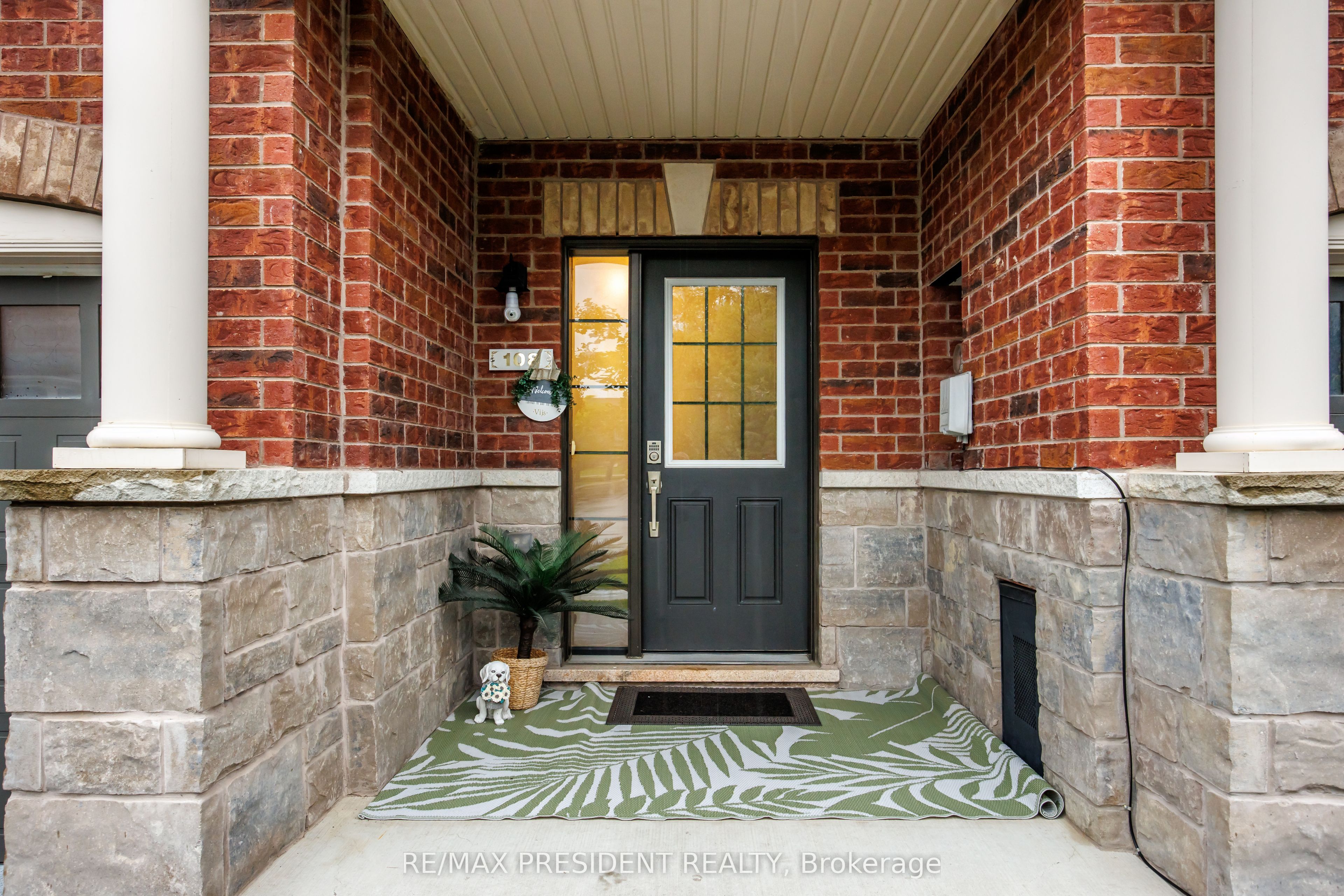 108 Underwood Drive Property Photo 4