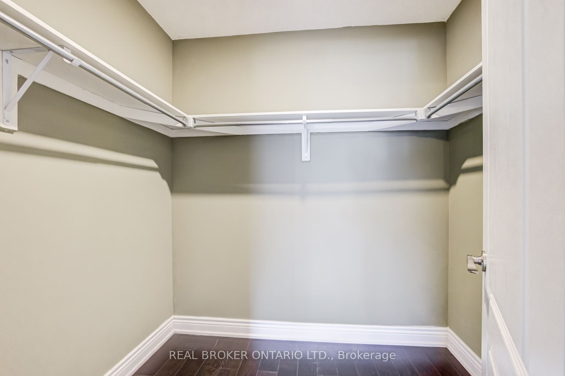 10 Coyle Street Property Photo 19