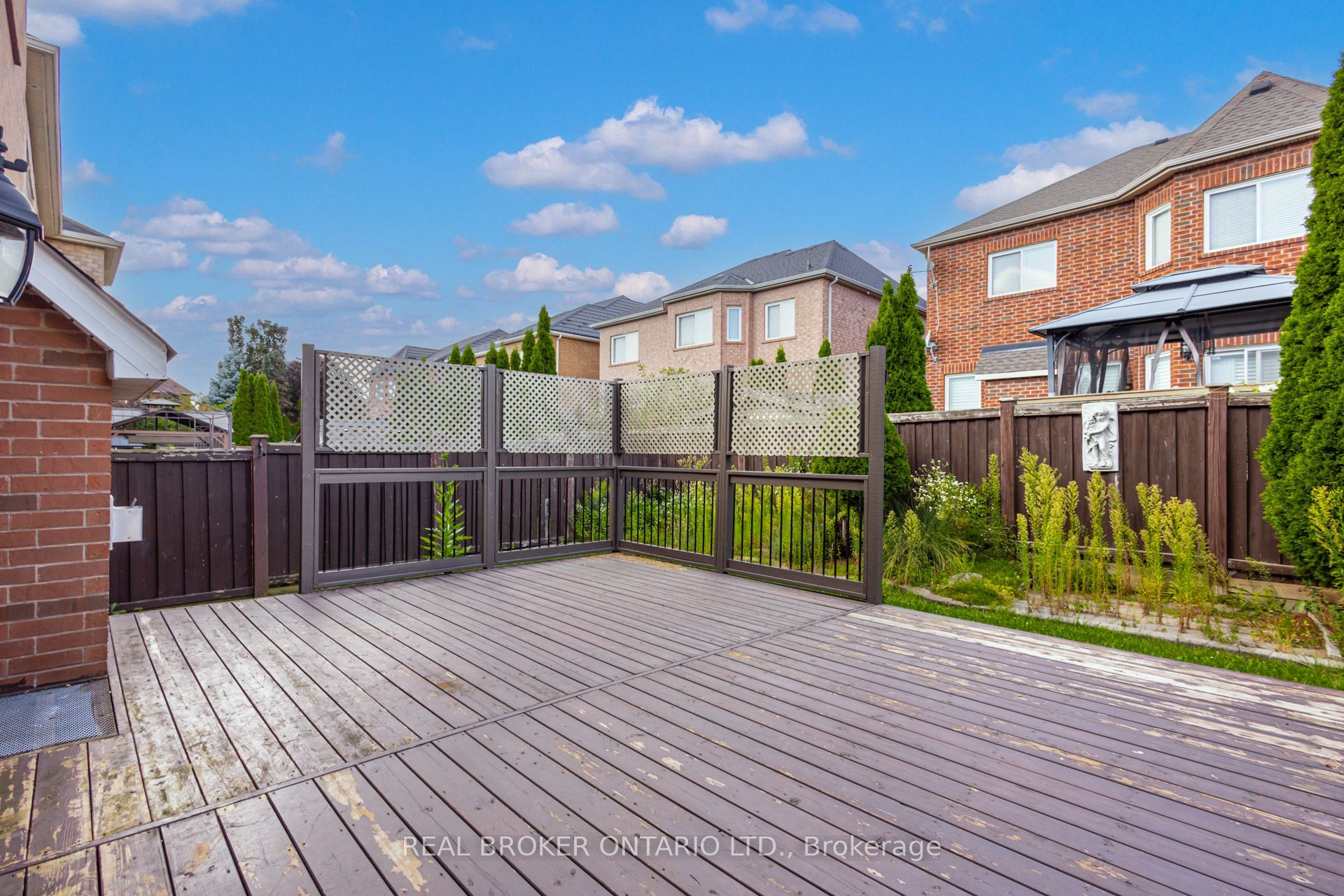 10 Coyle Street Property Photo 42