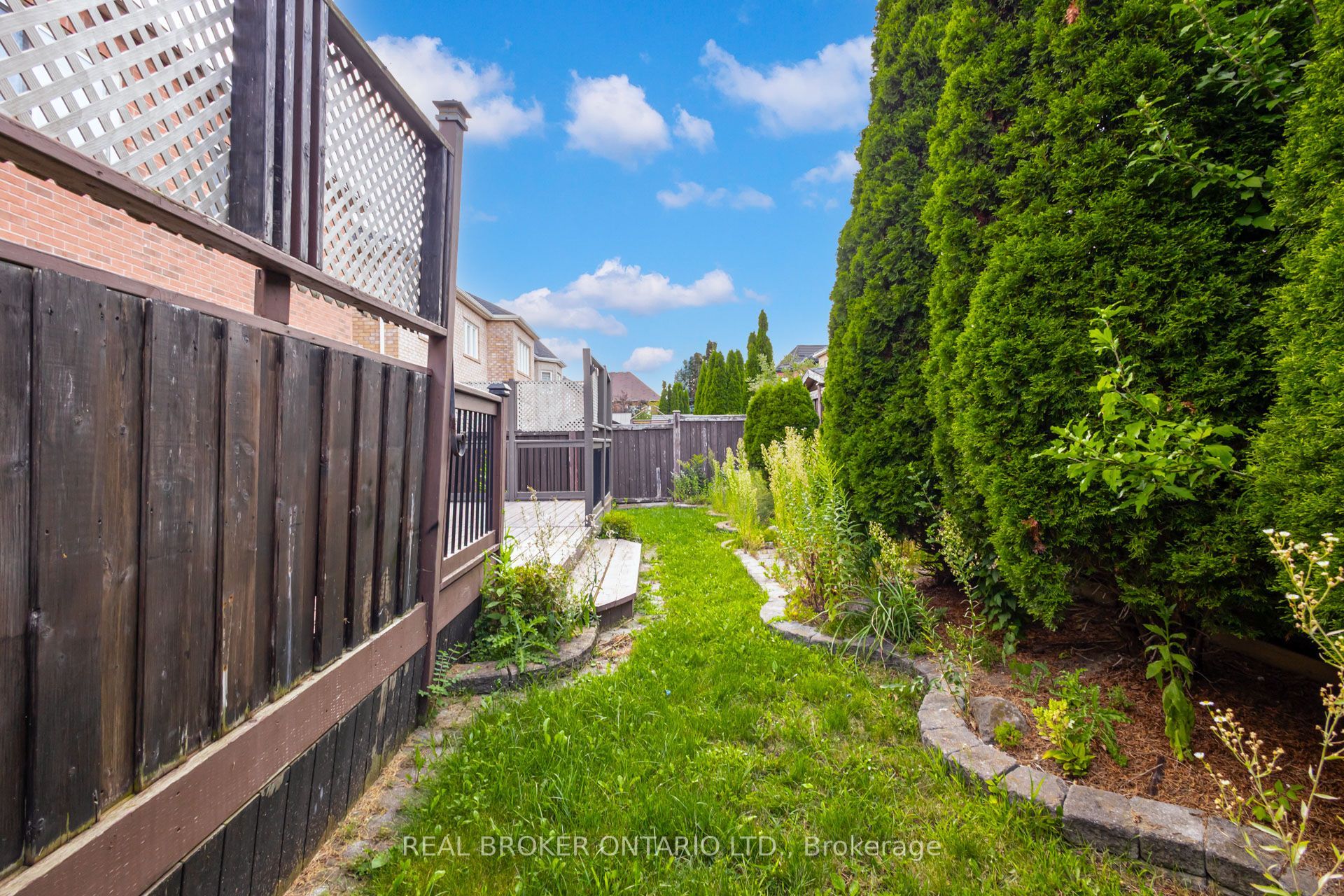 10 Coyle Street Property Photo 45