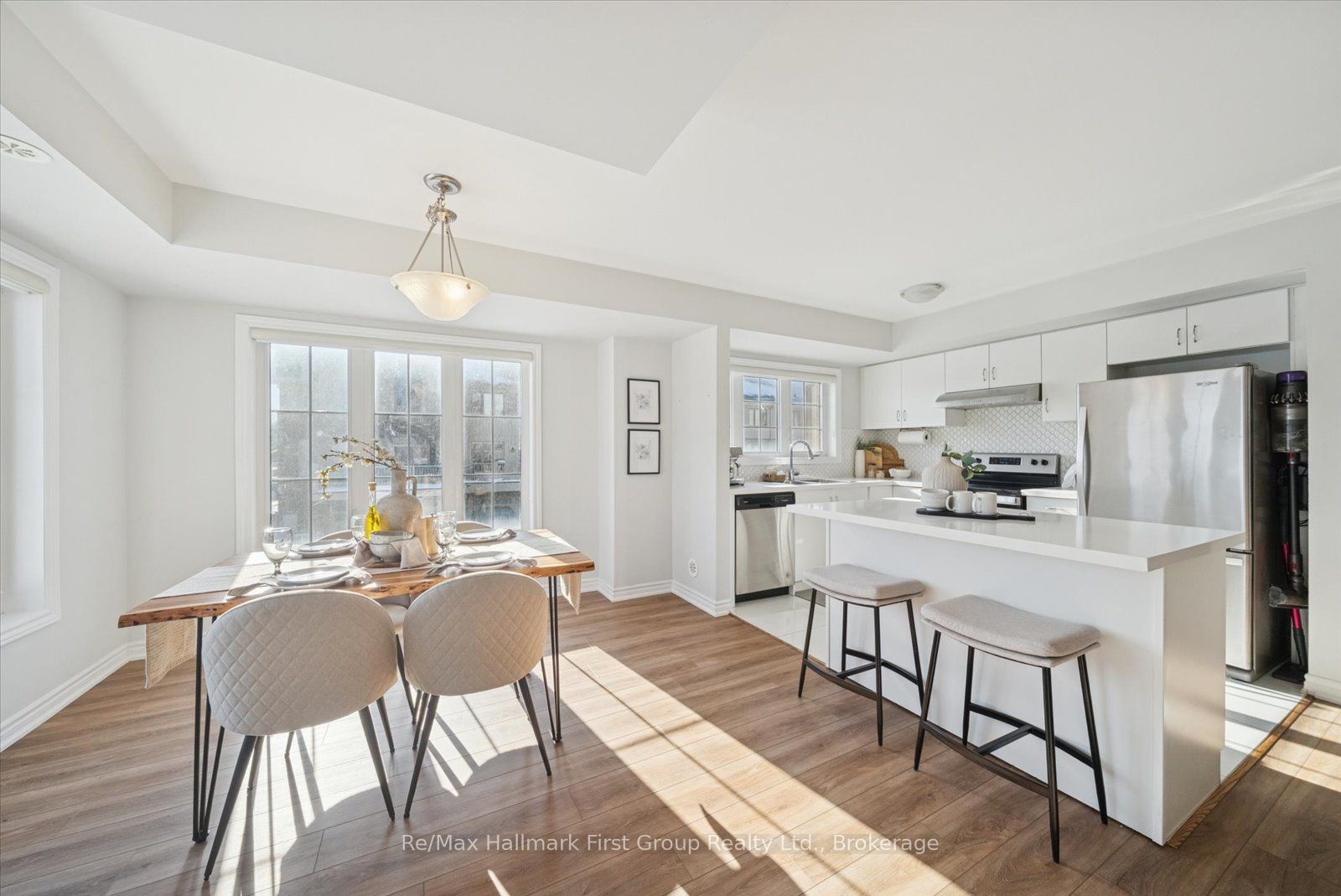 40 Porcelain Way Property Photo 11