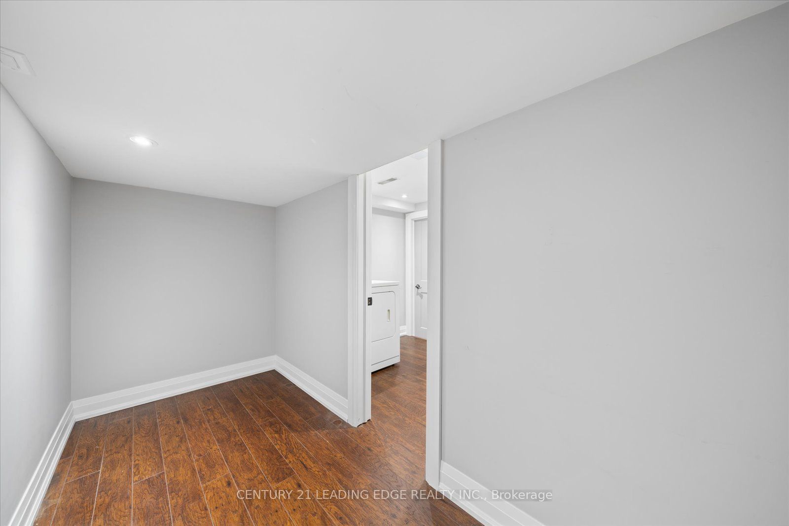 883 Antonio Street Basement Property Photo 33