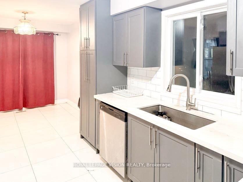1678 Dellbrook Avenue Property Photo 9