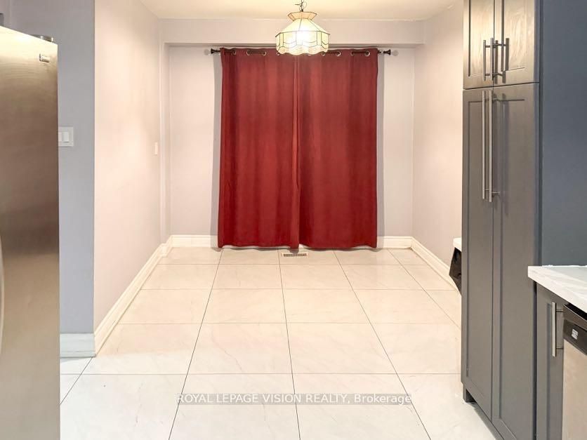 1678 Dellbrook Avenue Property Photo 12