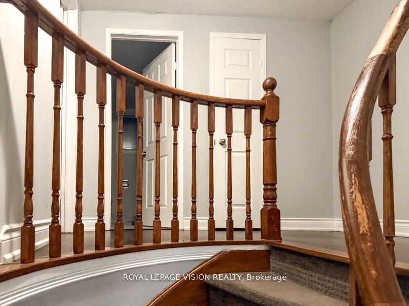 1678 Dellbrook Avenue Property Photo 17