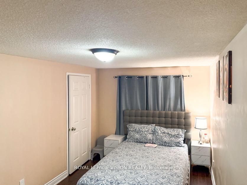 1678 Dellbrook Avenue Property Photo 21