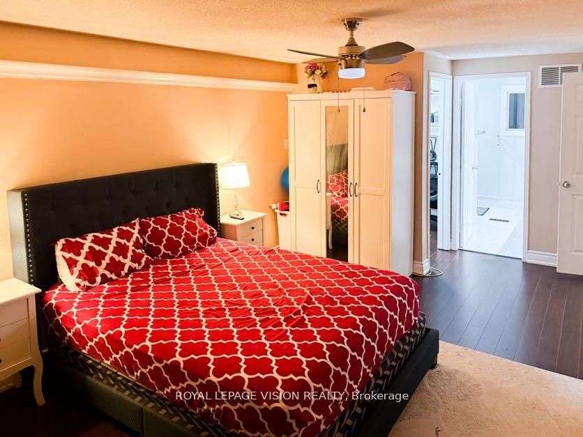 1678 Dellbrook Avenue Property Photo 29