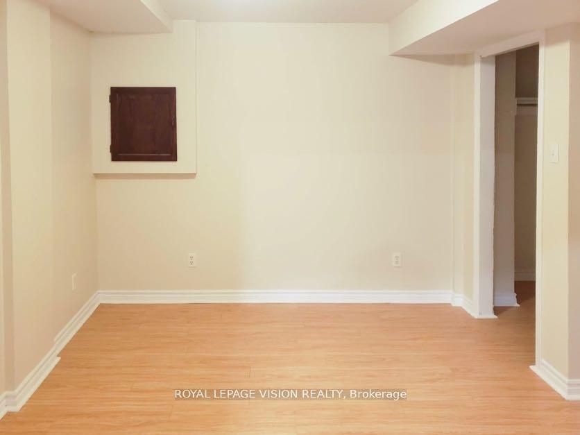 1678 Dellbrook Avenue Property Photo 43
