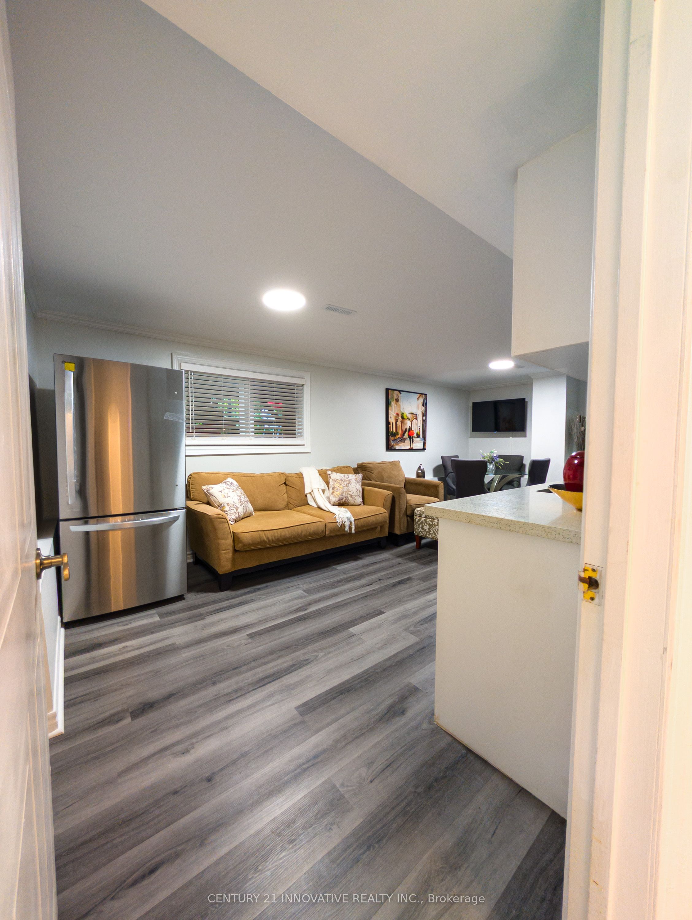 71 Cherry Blossom Crescent Bsmt Property Photo 4