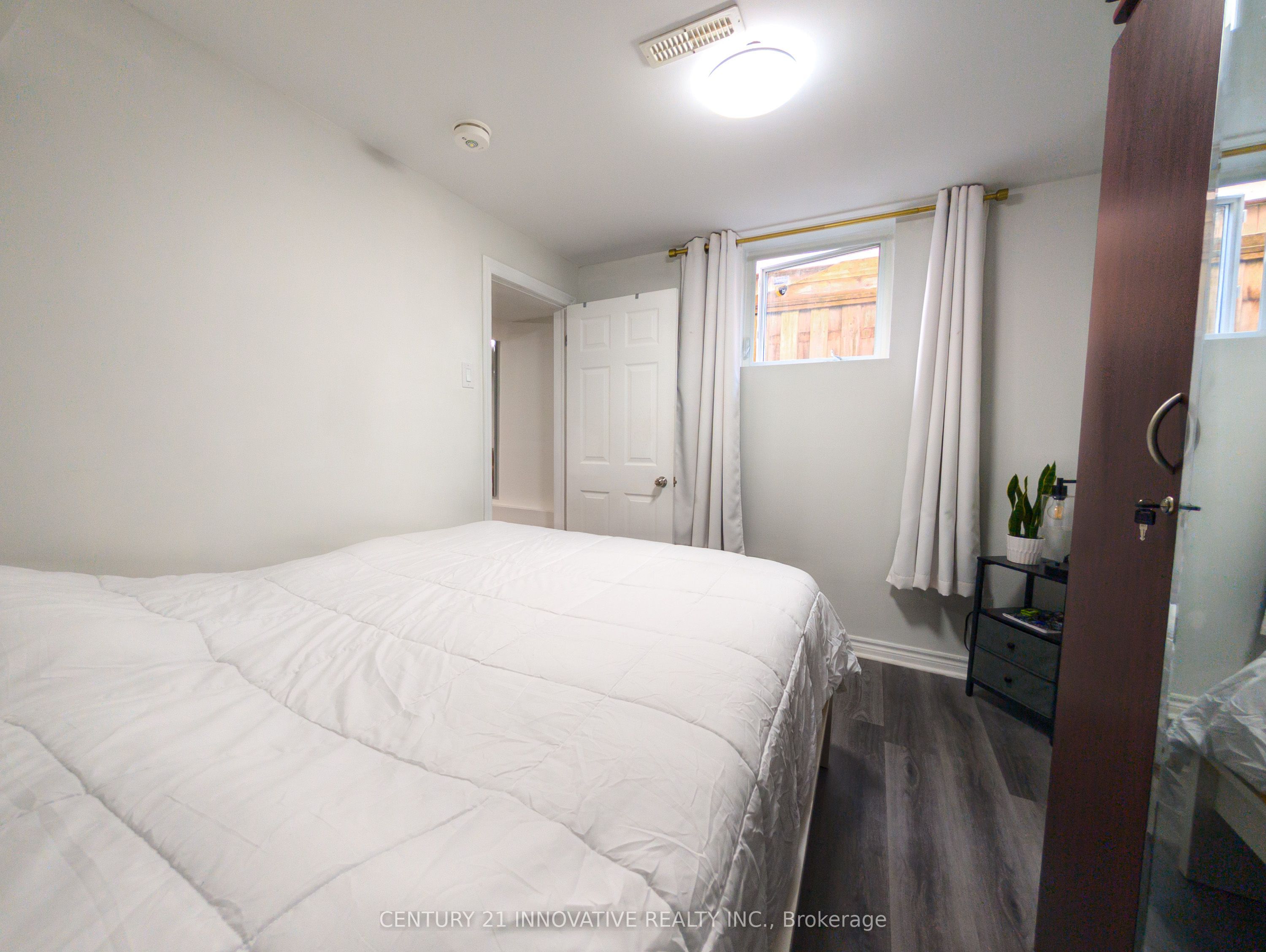 71 Cherry Blossom Crescent Bsmt Property Photo 8