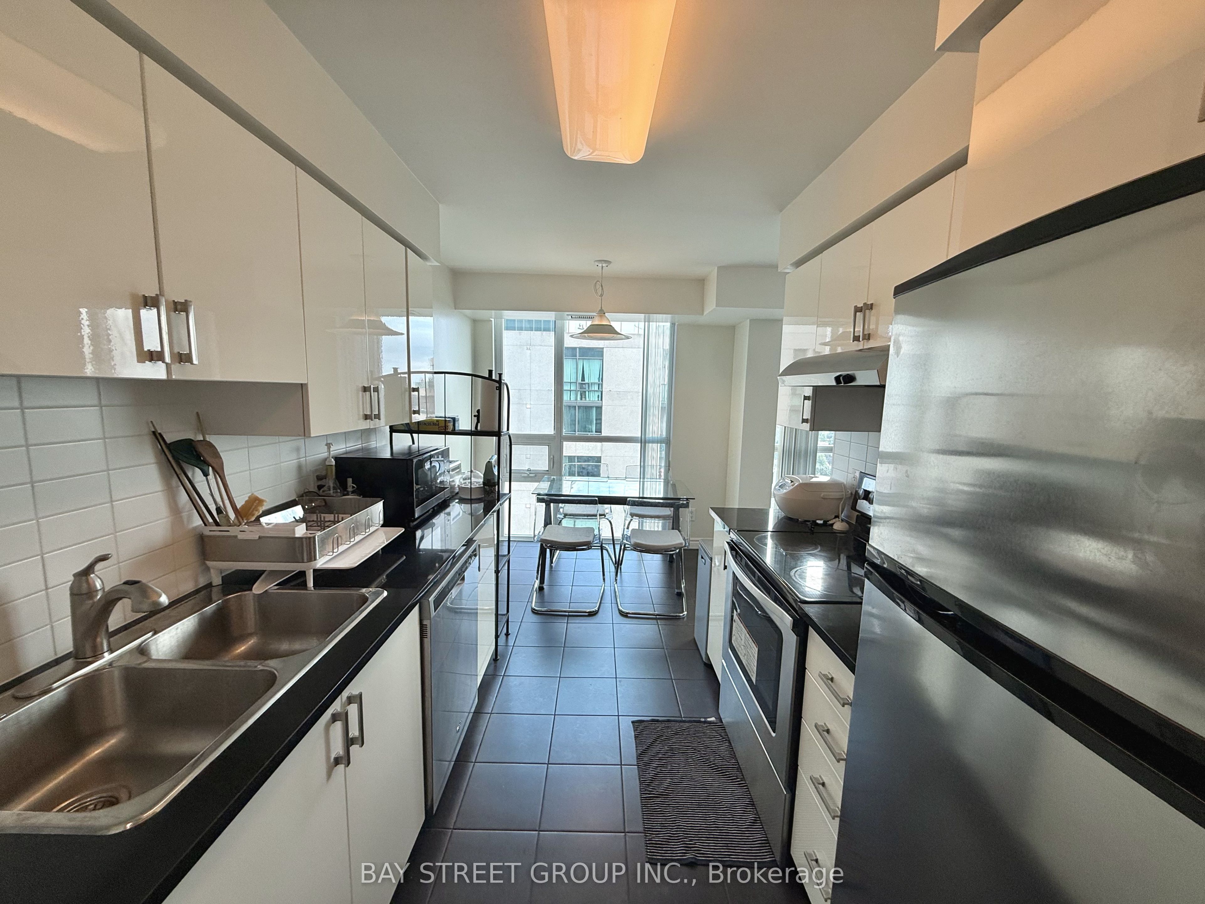 88 Grangeway Avenue 2209 Property Photo 12
