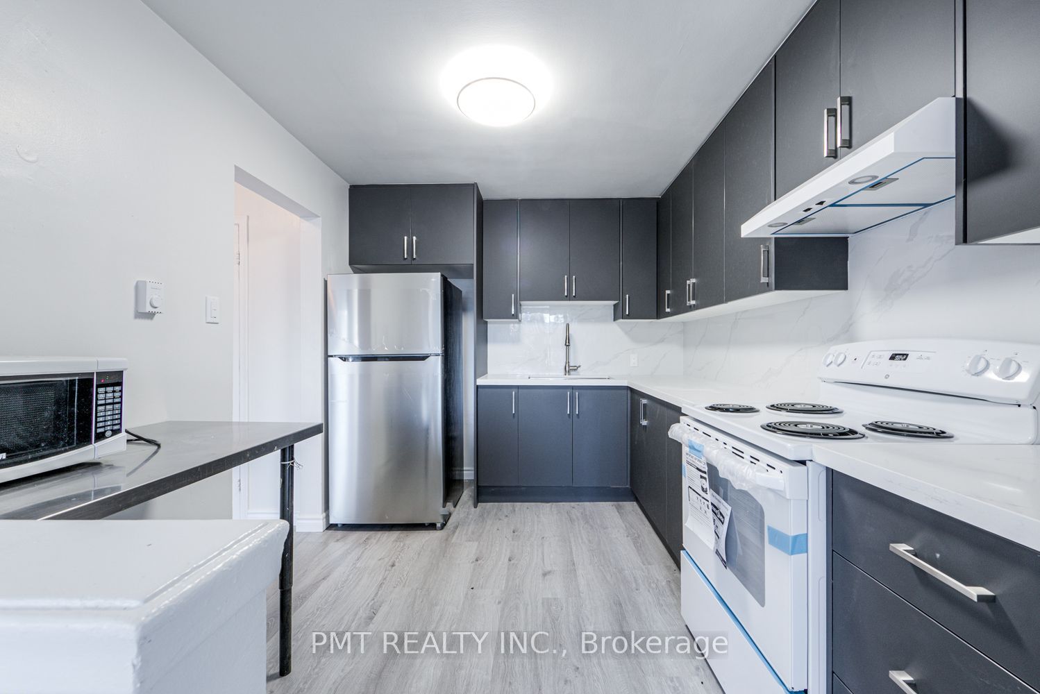 1774 Danforth Avenue 2 Property Photo 10