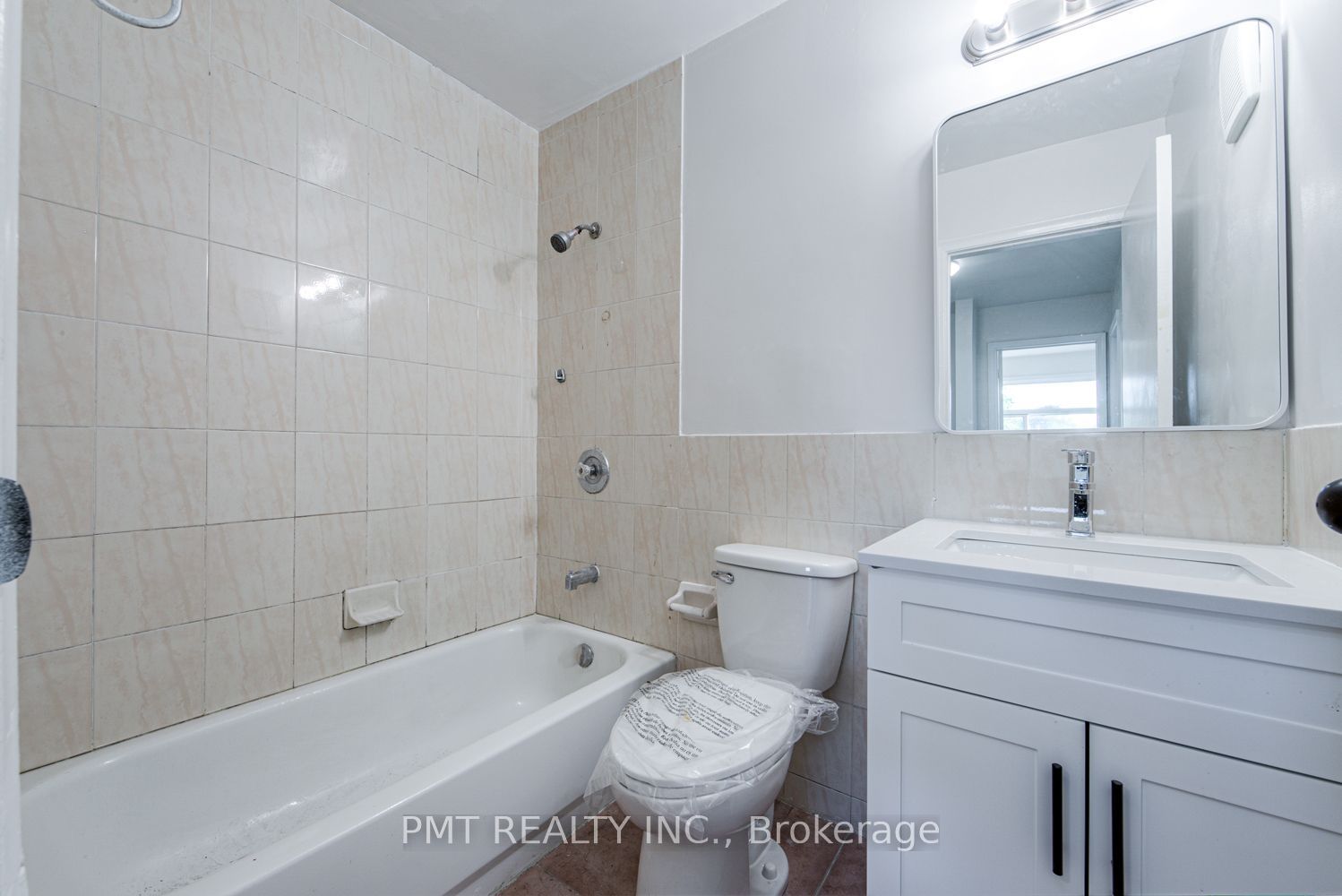 1774 Danforth Avenue 2 Property Photo 24