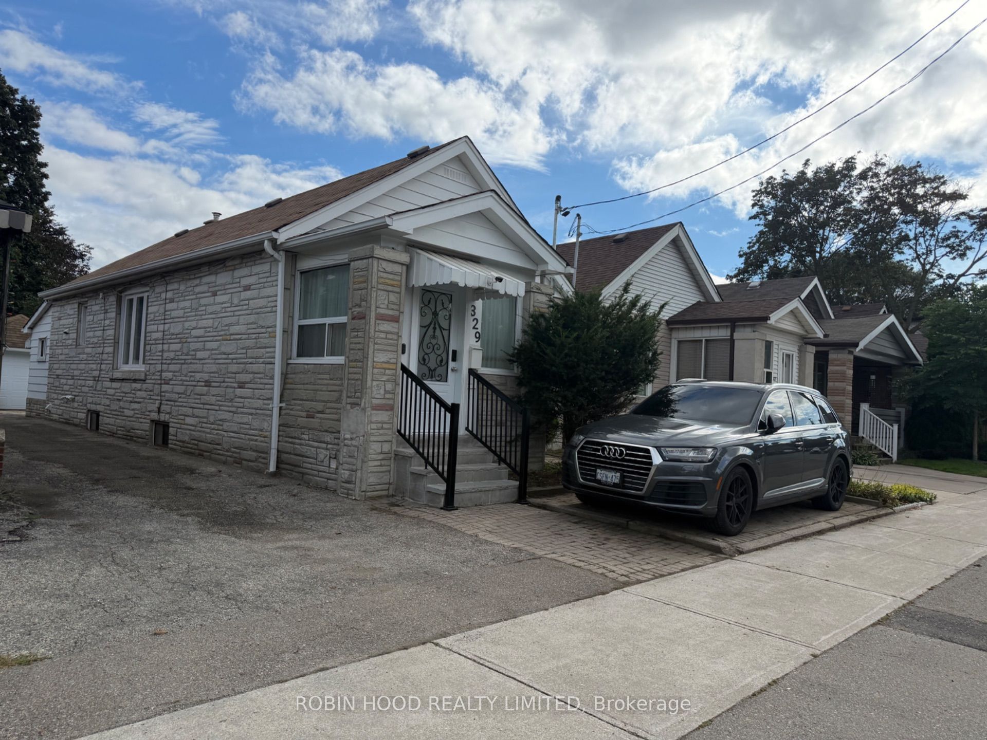 329 O'connor Drive Property Photo 1