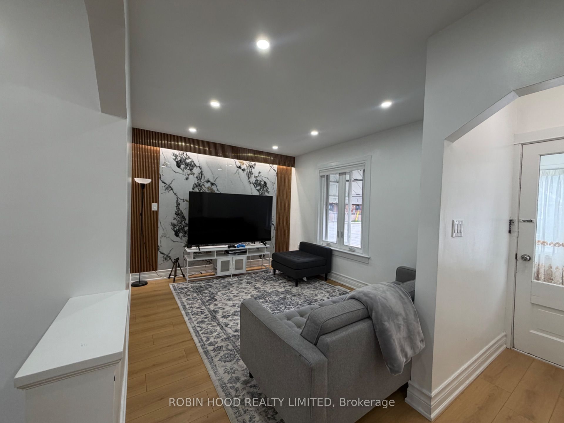 329 O'connor Drive Property Photo 8