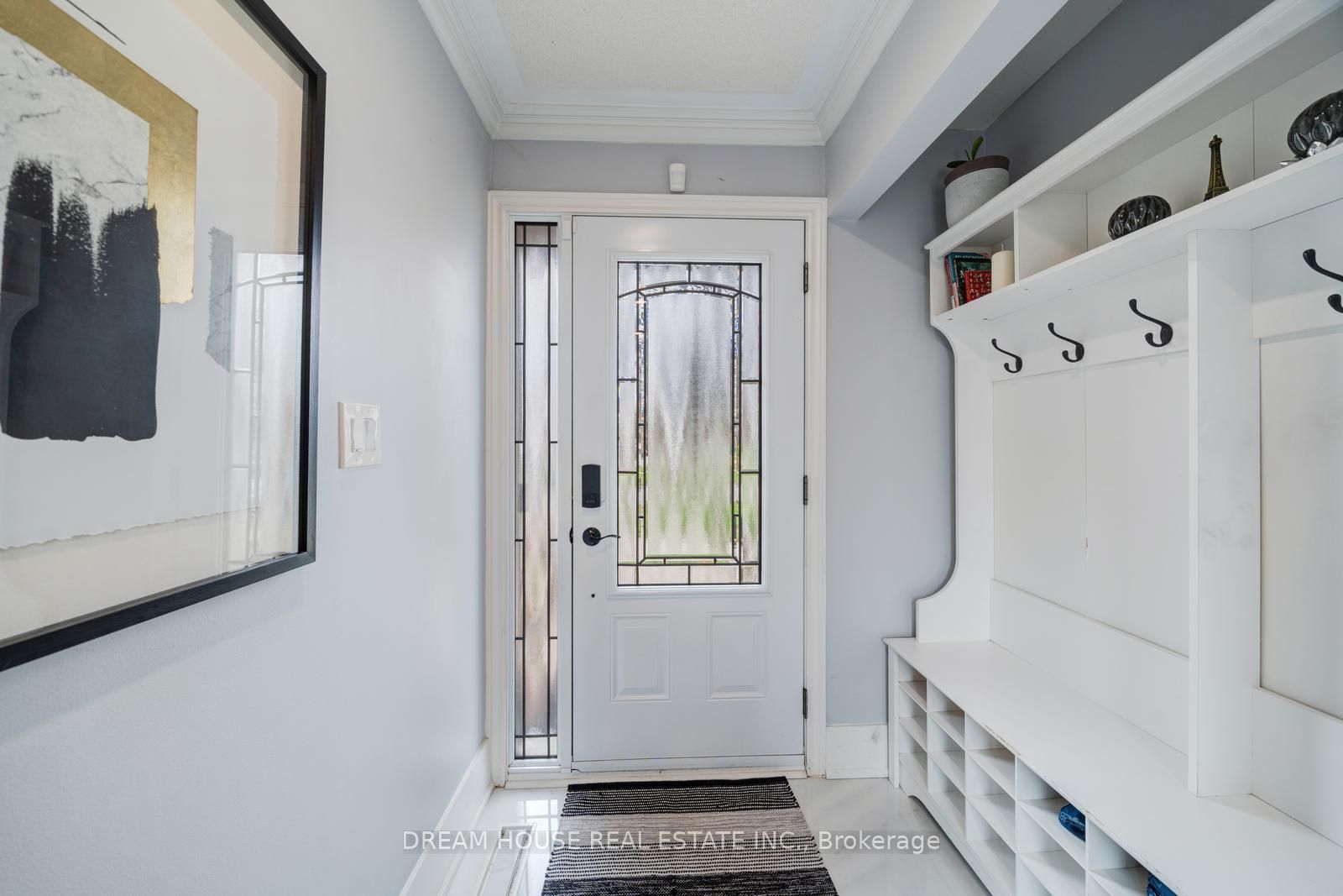 73 Hewitt Crescent Property Photo 4